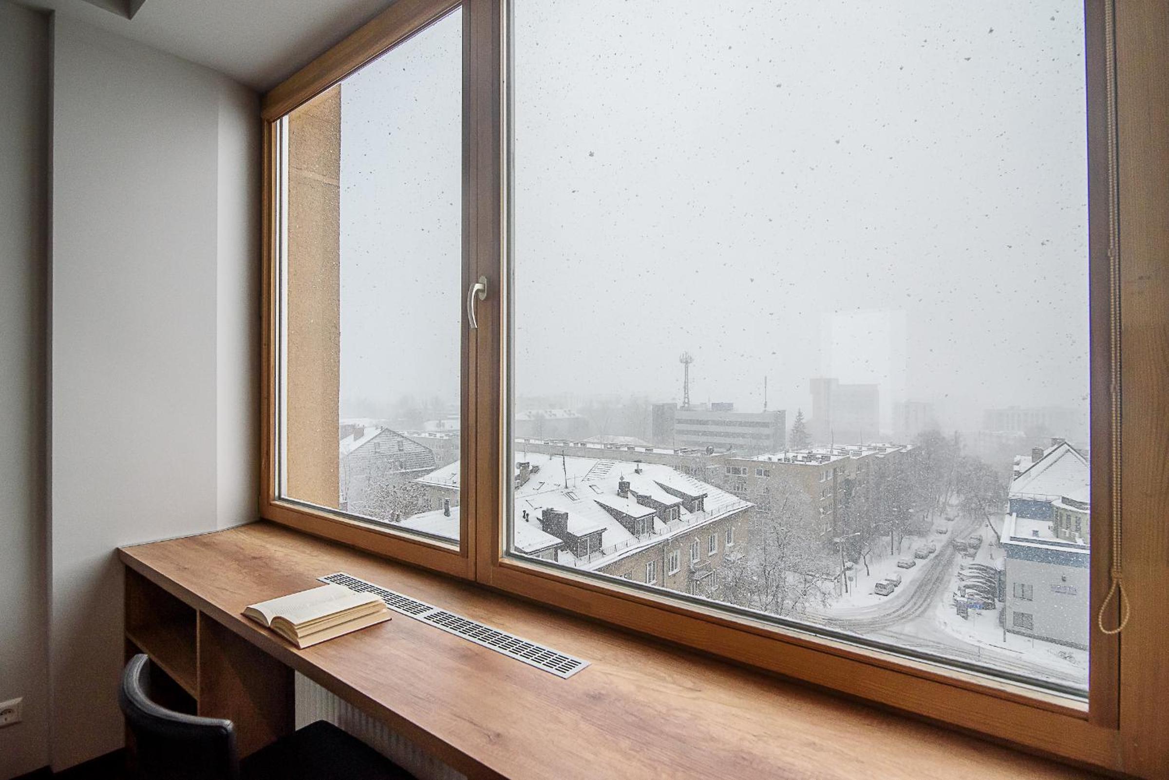 One-Bedroom Apartment - Photo 6
