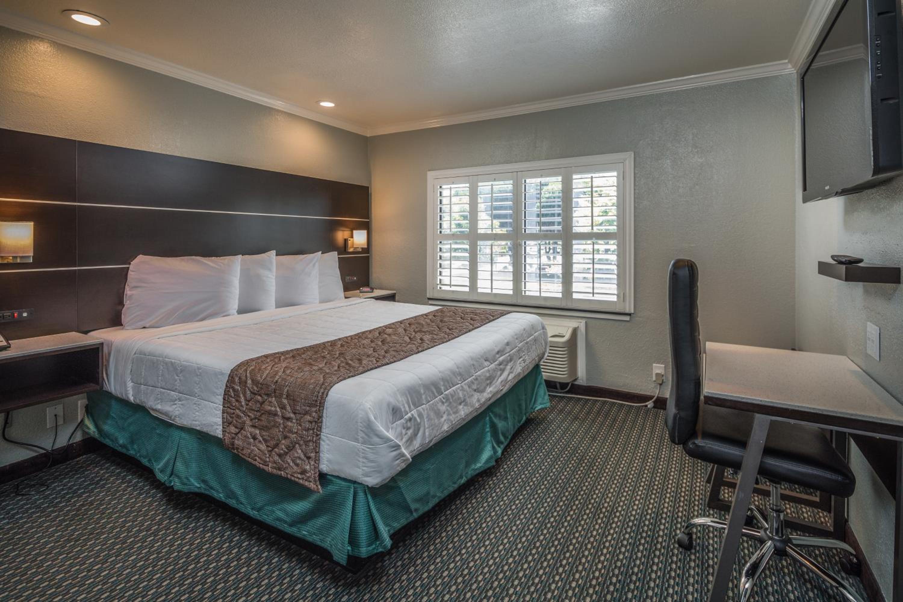 King Room - Photo 1