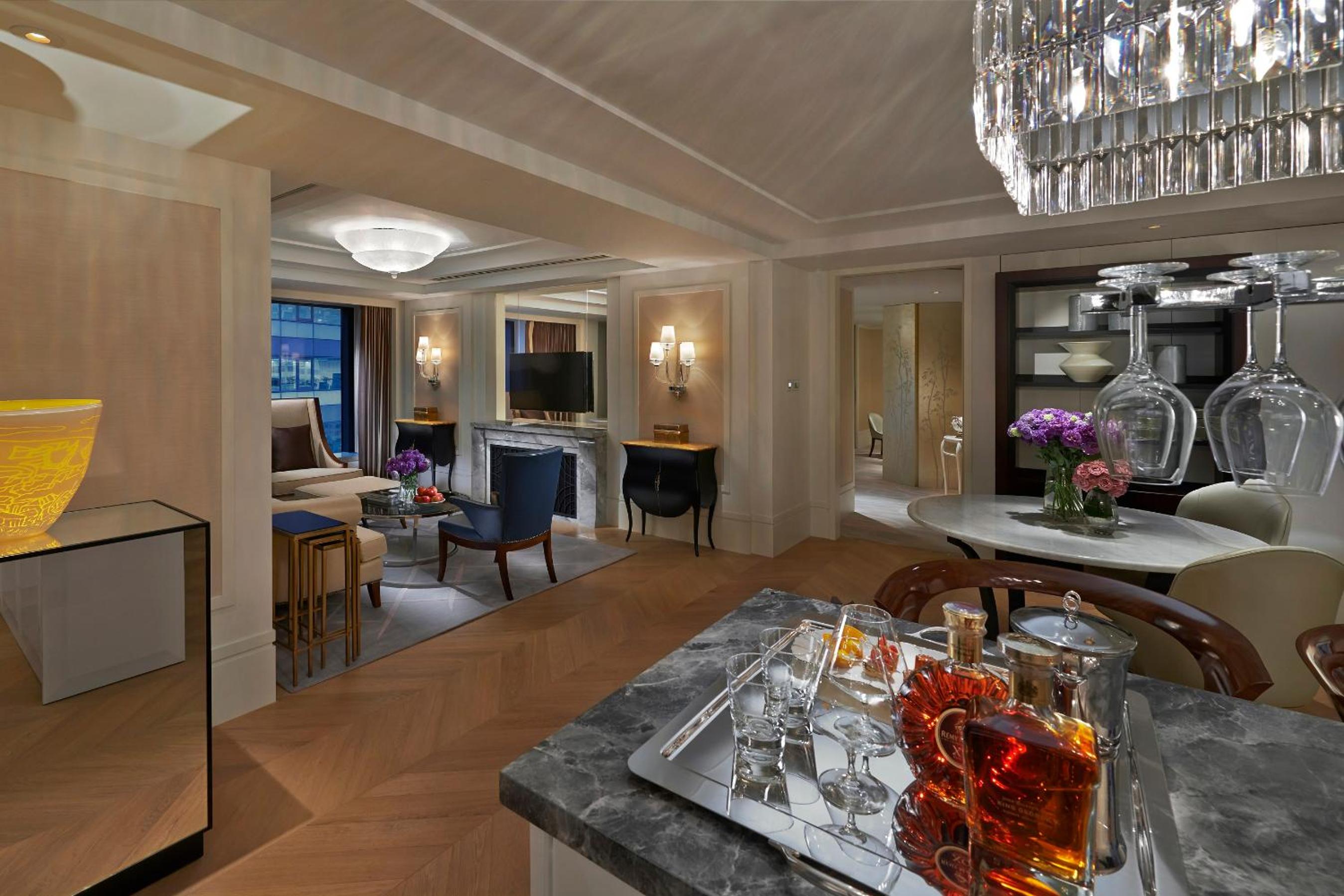 Club Premier Suite photo 2