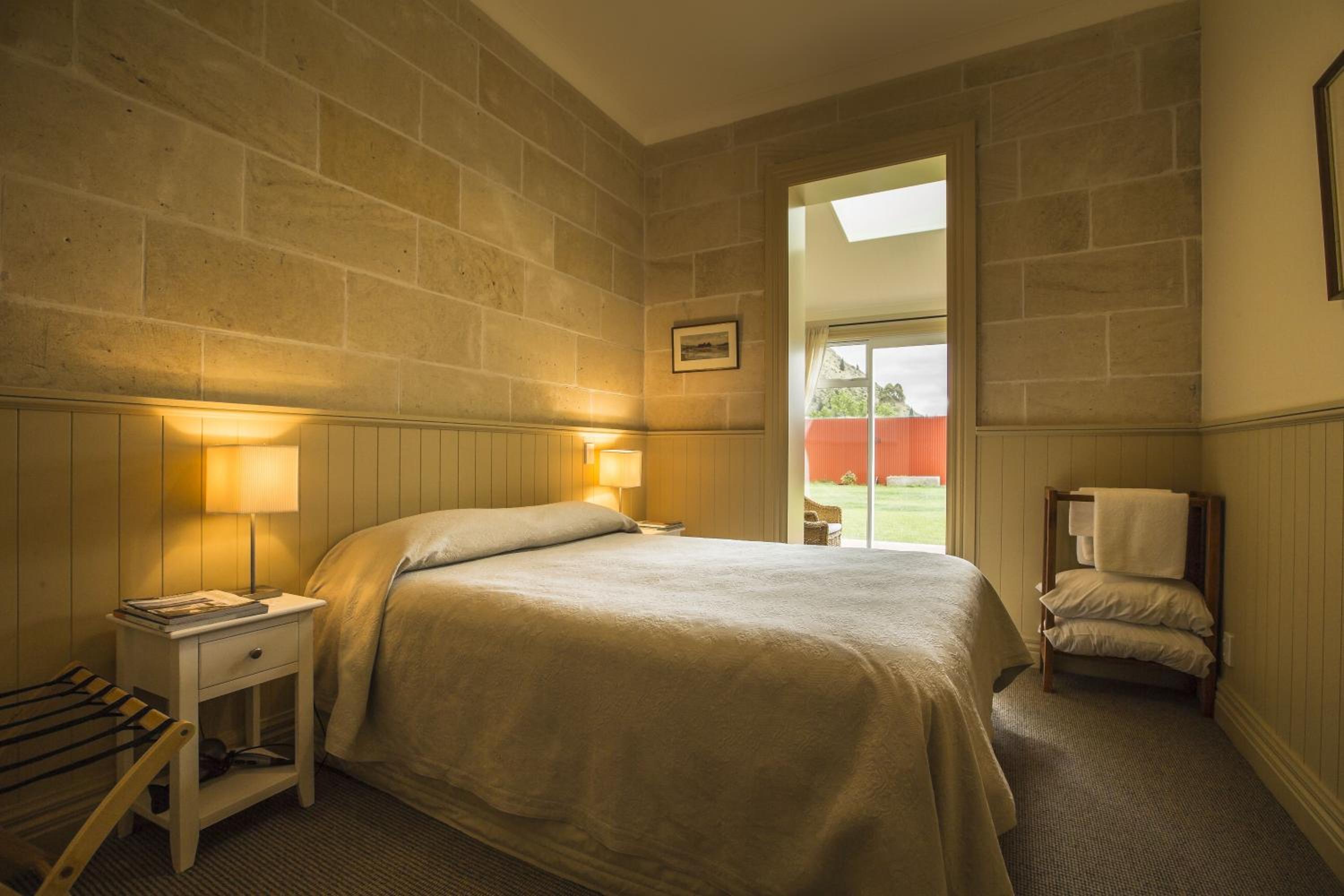 Deluxe Double or Twin Room photo 3