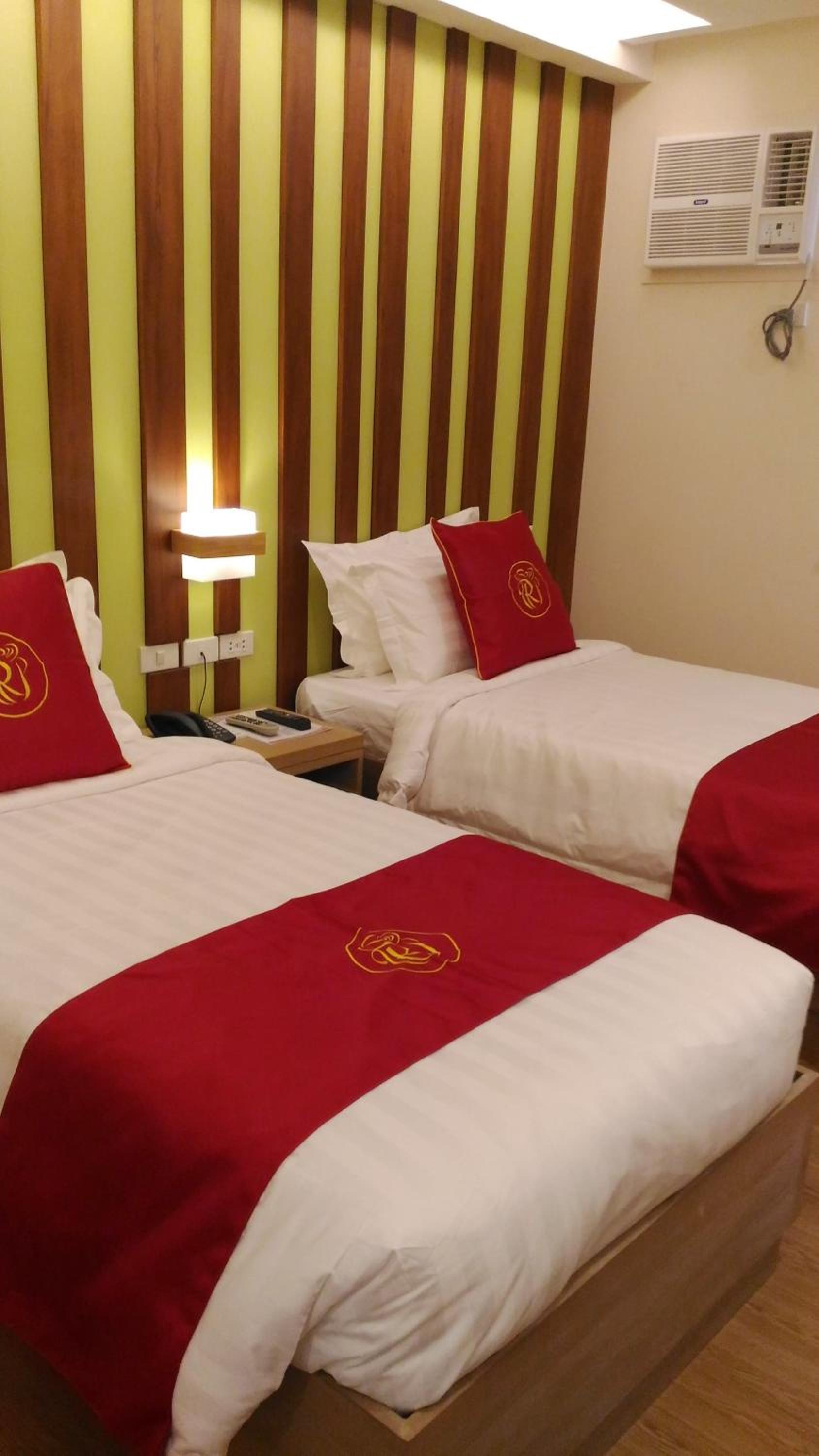 Superior Twin Room - Photo 6