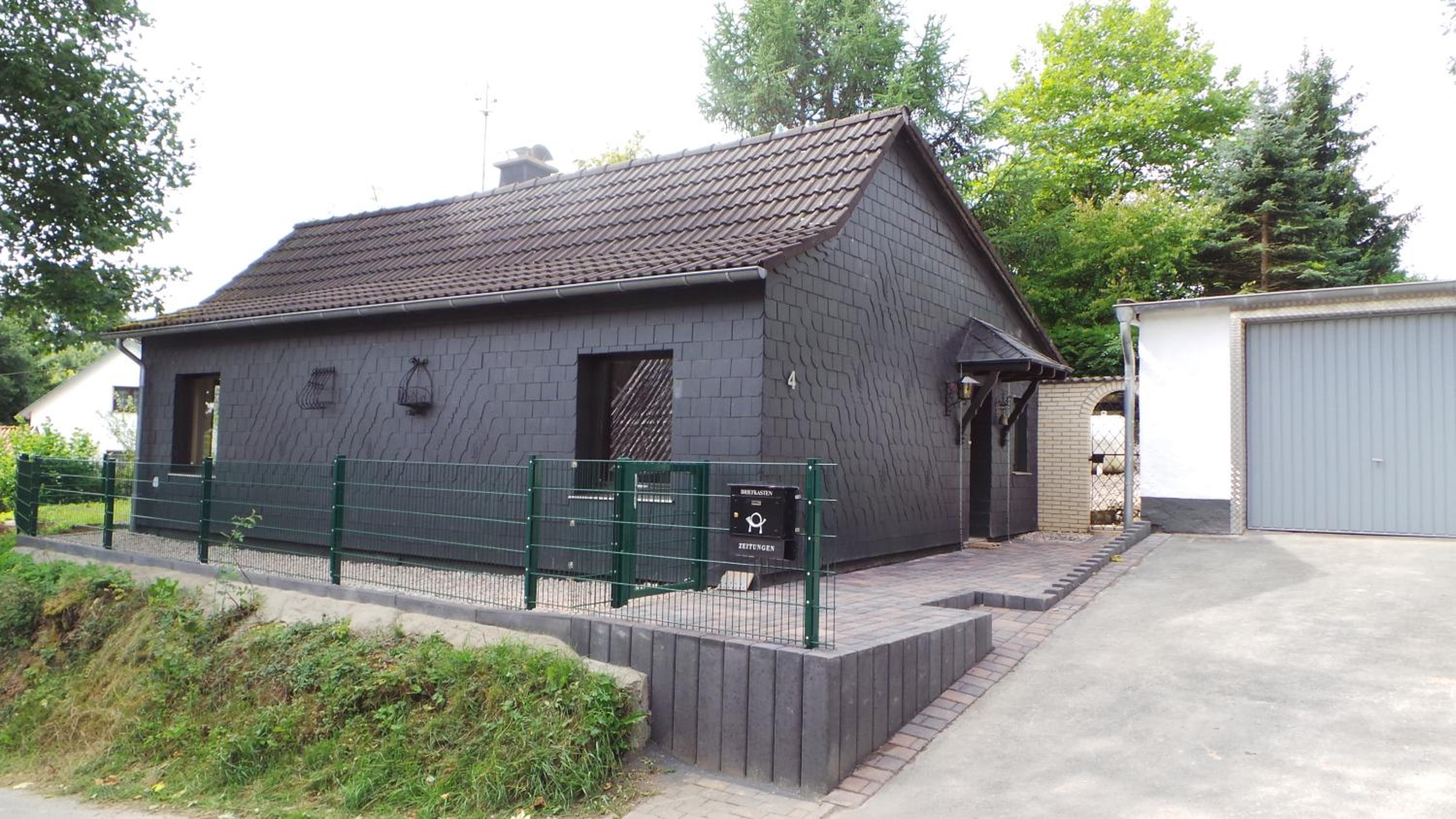 Two-Bedroom House photo 2