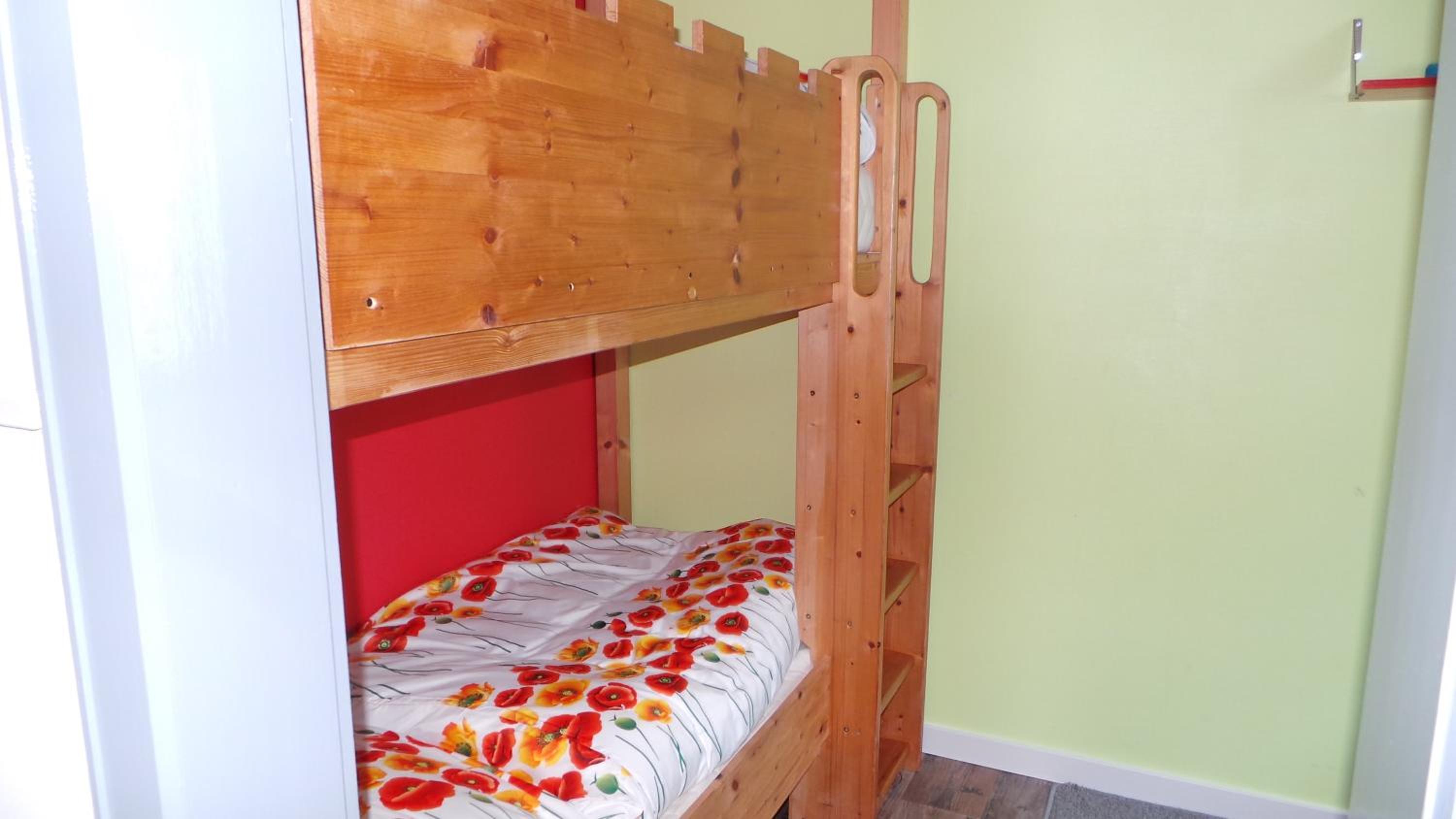 Two-Bedroom House photo 3