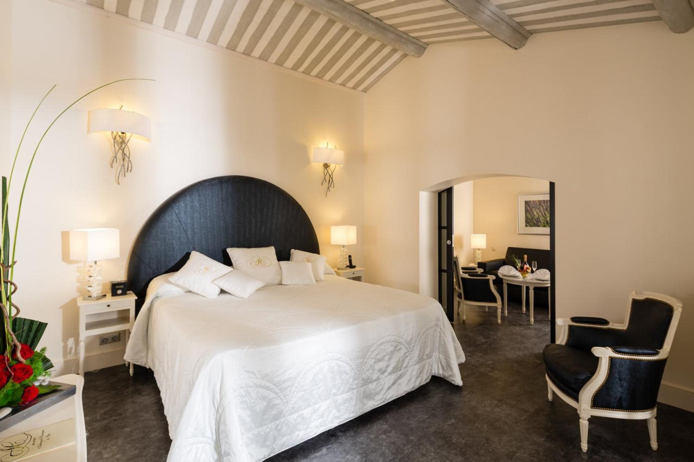 Suite with Garden View - Photo 1