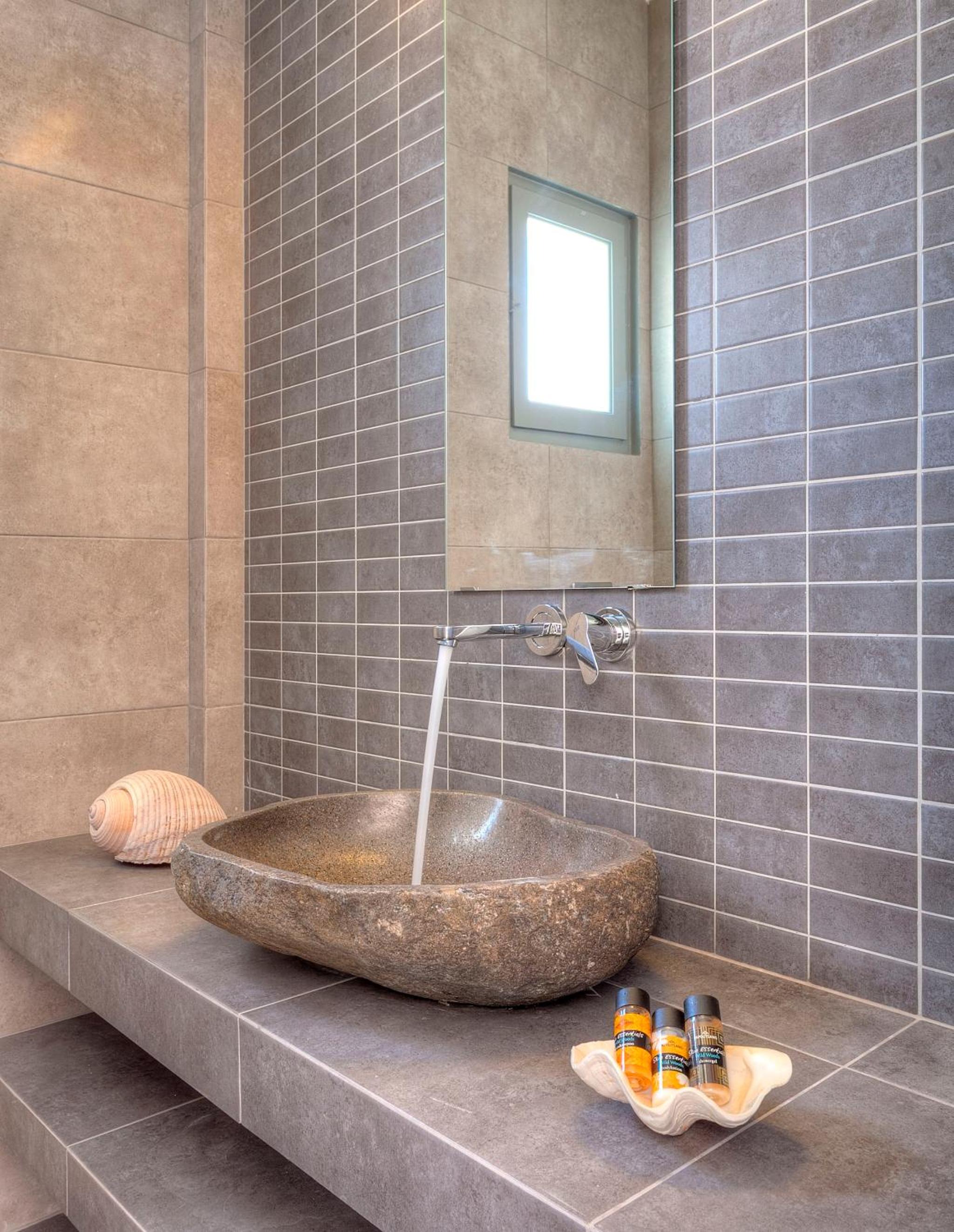 Ocean View Superior Suite with Spa Bath - Photo 4