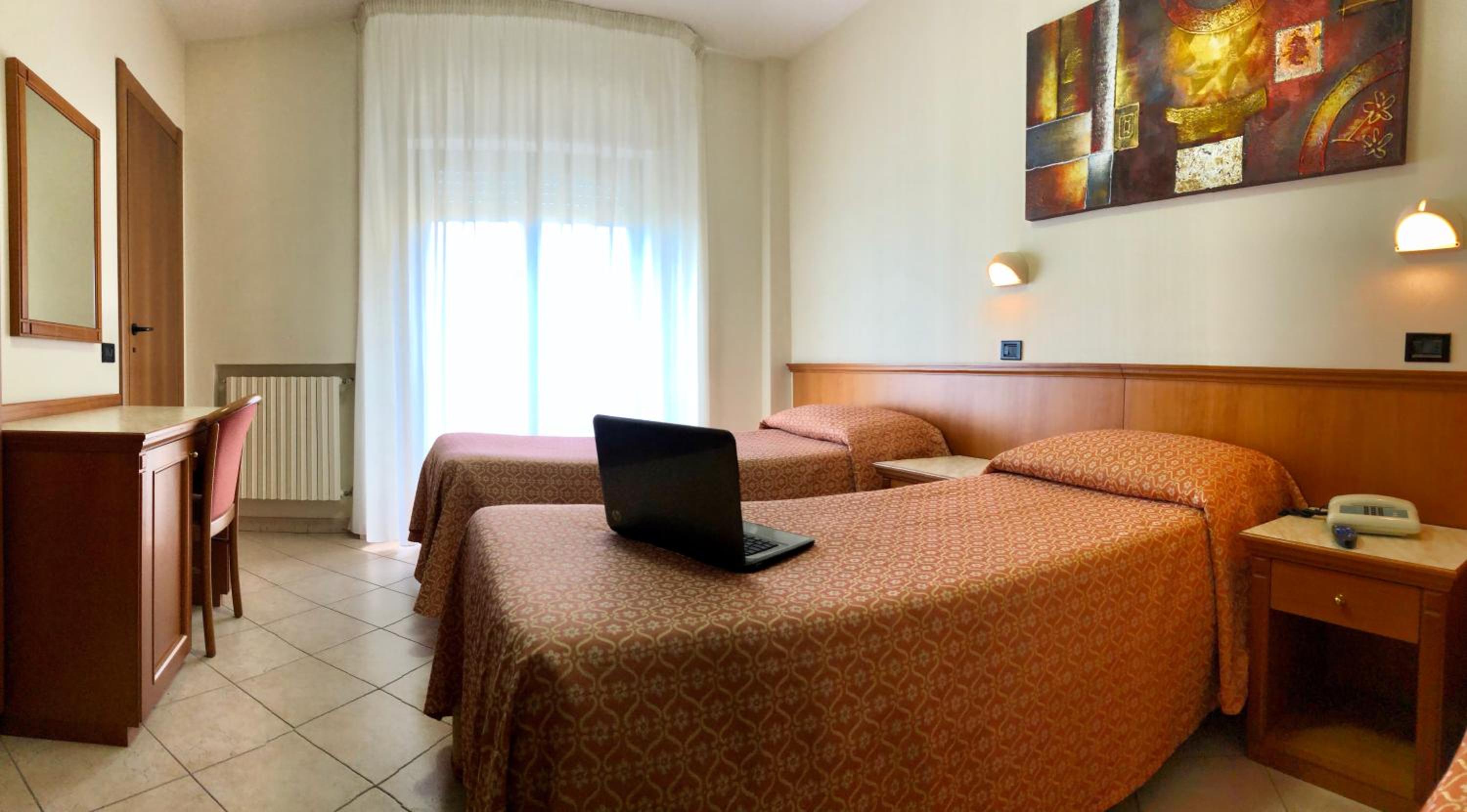 Triple Room photo 3