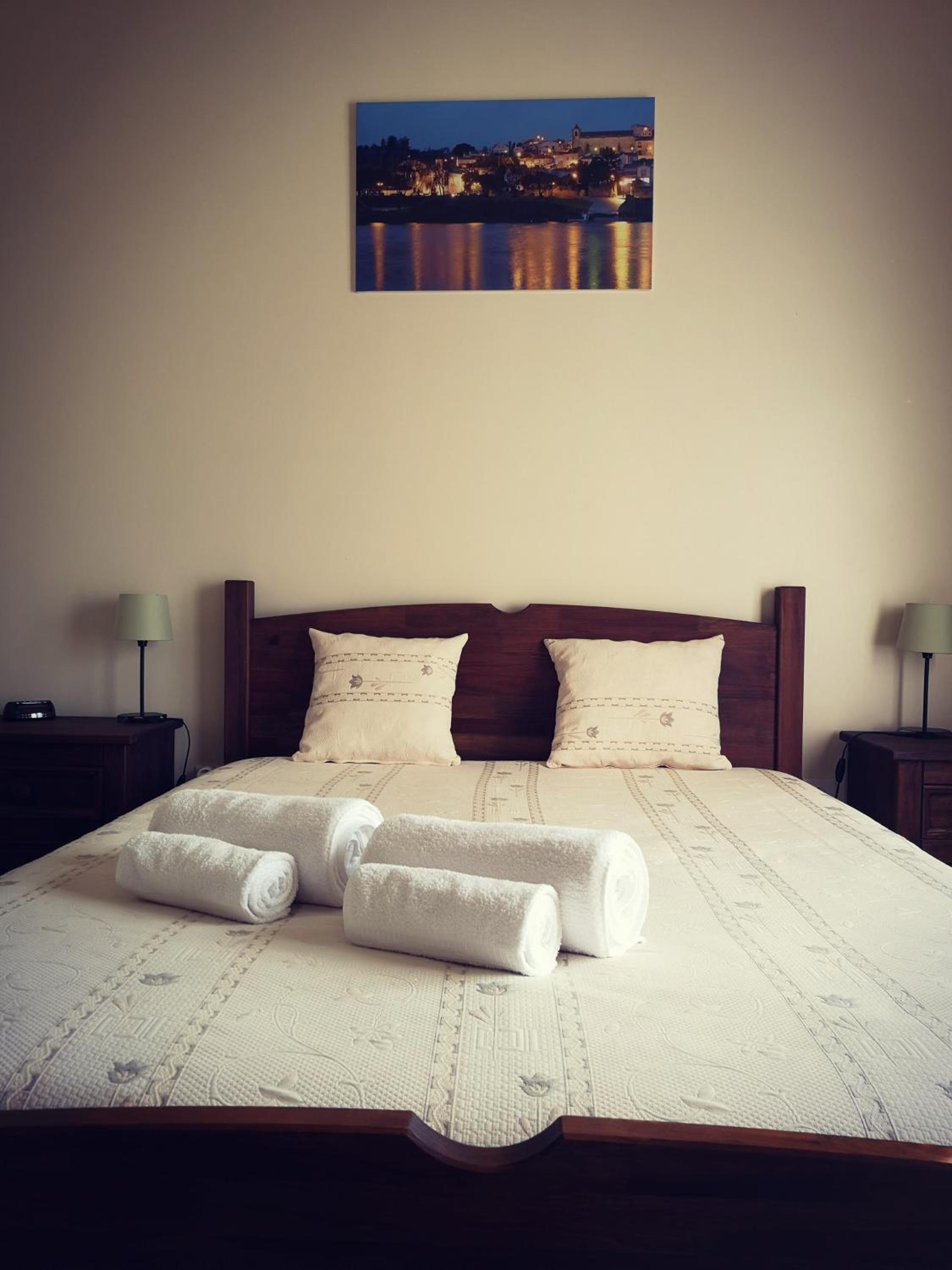 Double Room with Balcony - Photo 4
