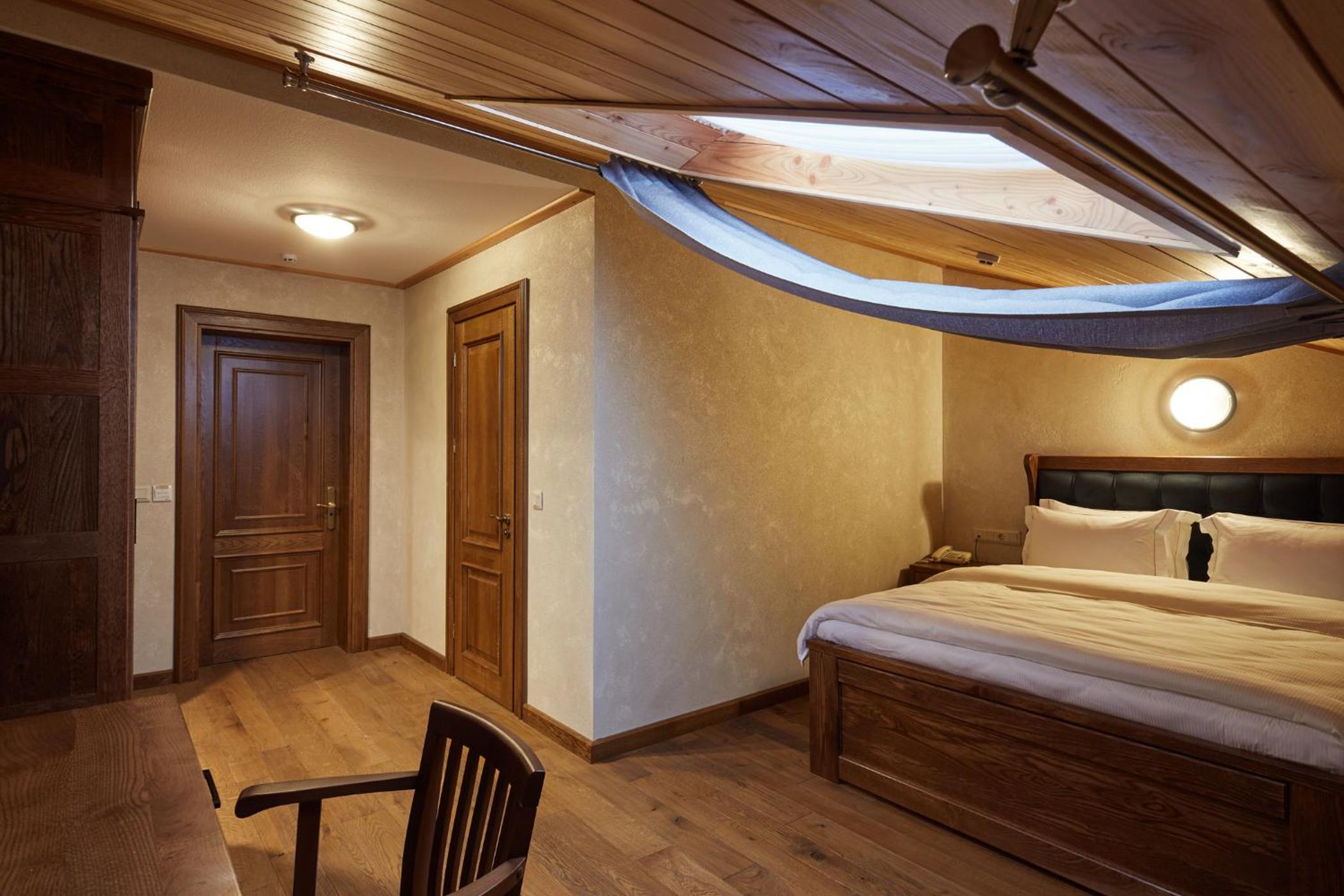Standard Double Room Attic with Spa Access
