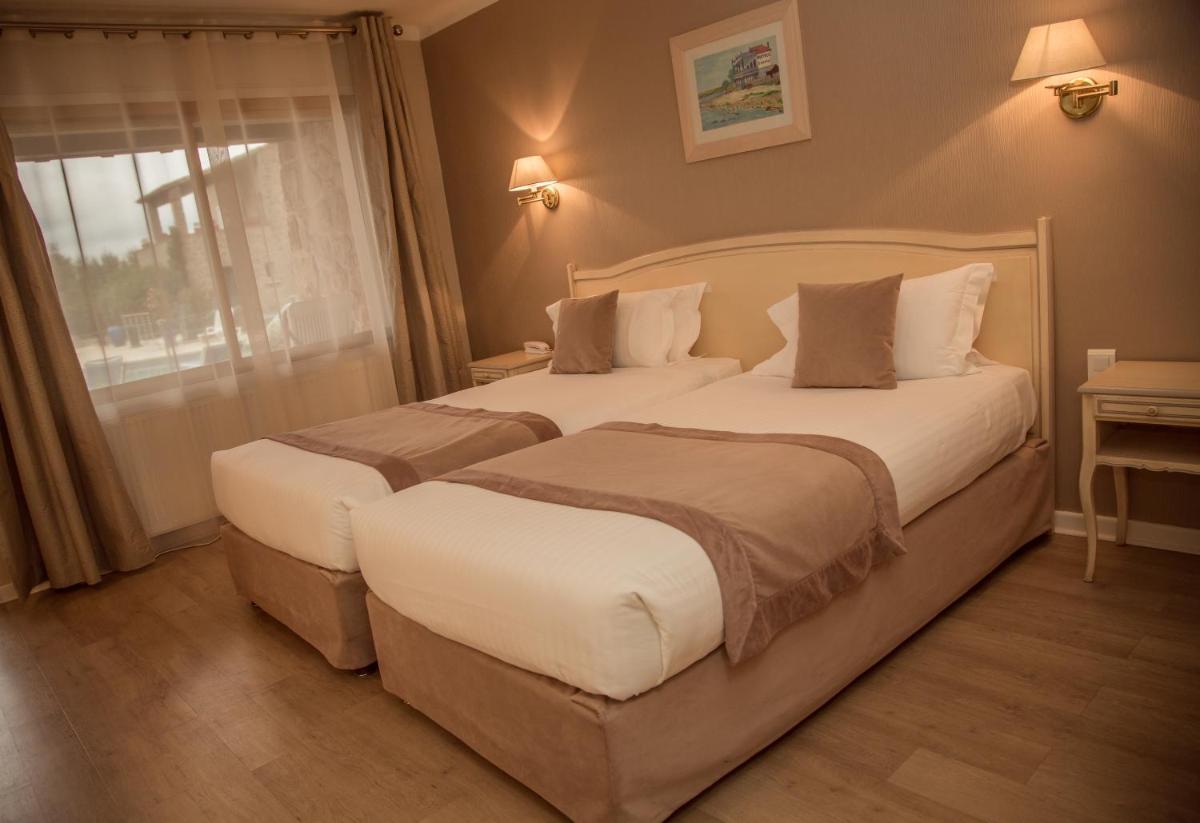Twin Room with Garden View photo 1