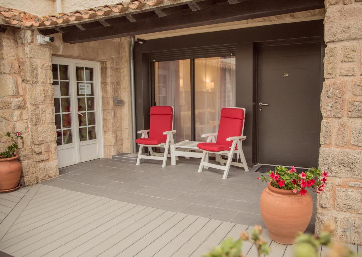 Double Room with Terrace - Ground Floor - Photo 5
