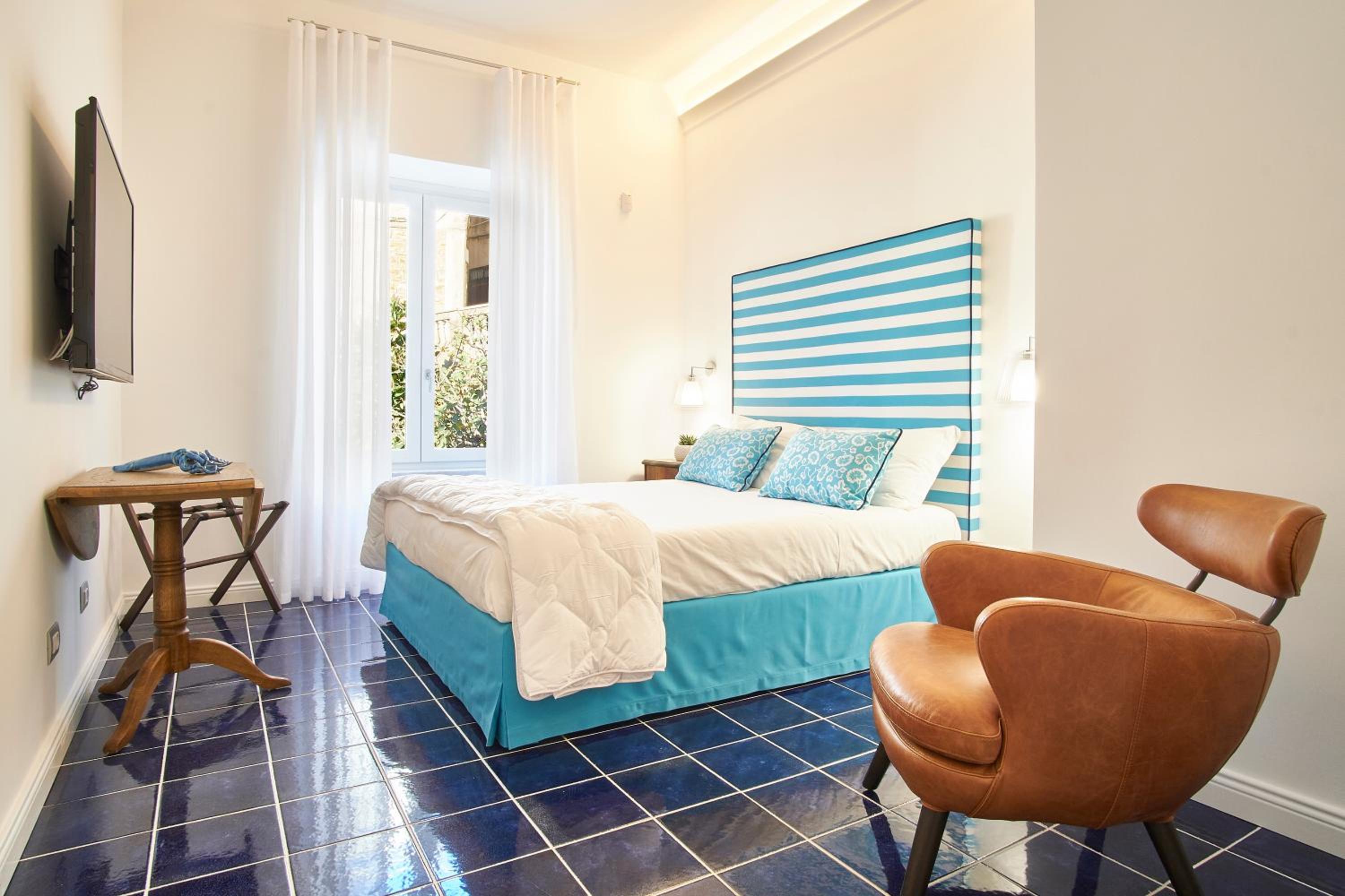 Comfort Quadruple Room - Photo 11