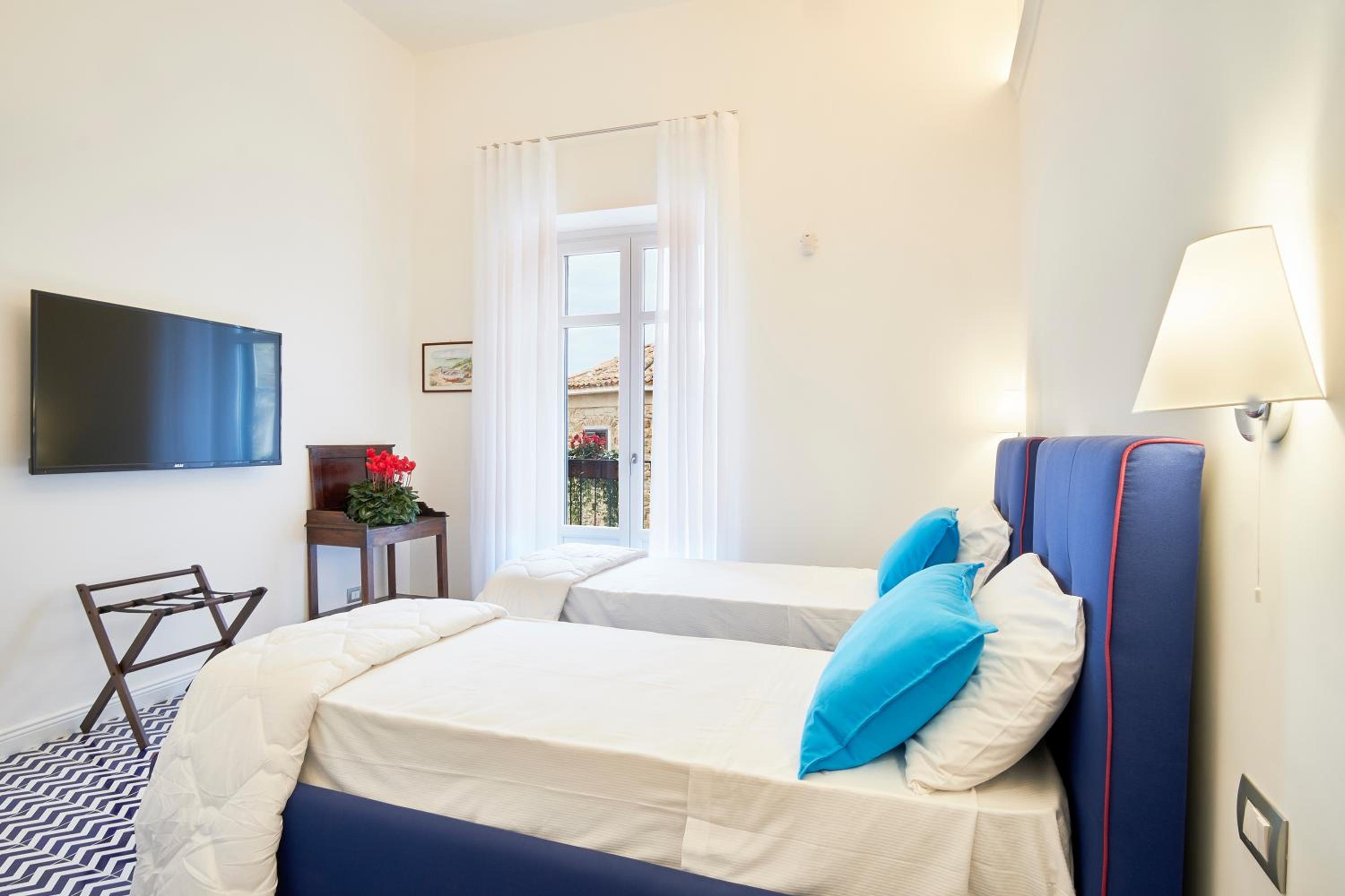 Comfort Quadruple Room - Photo 1