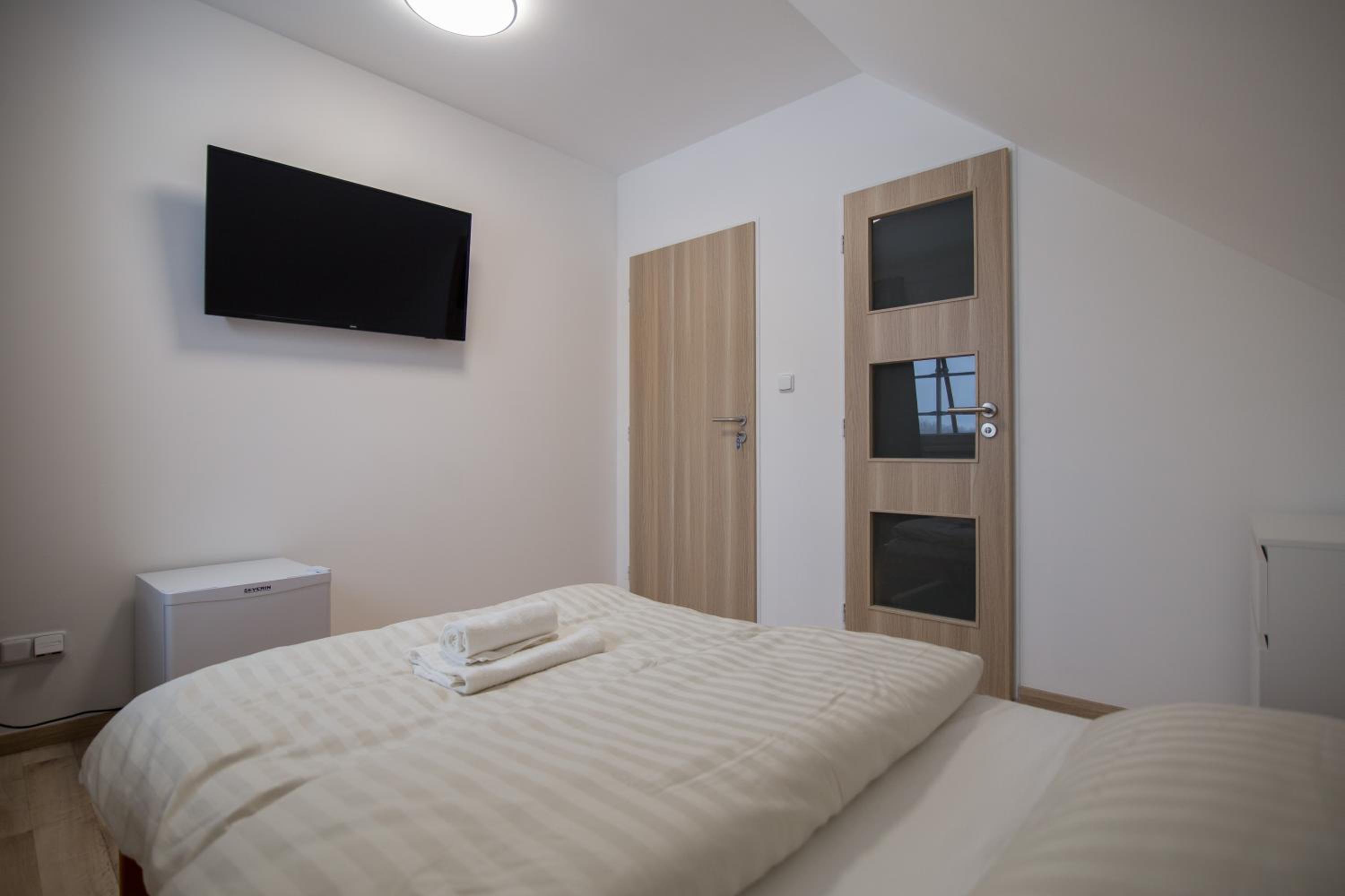 Apartment photo 2
