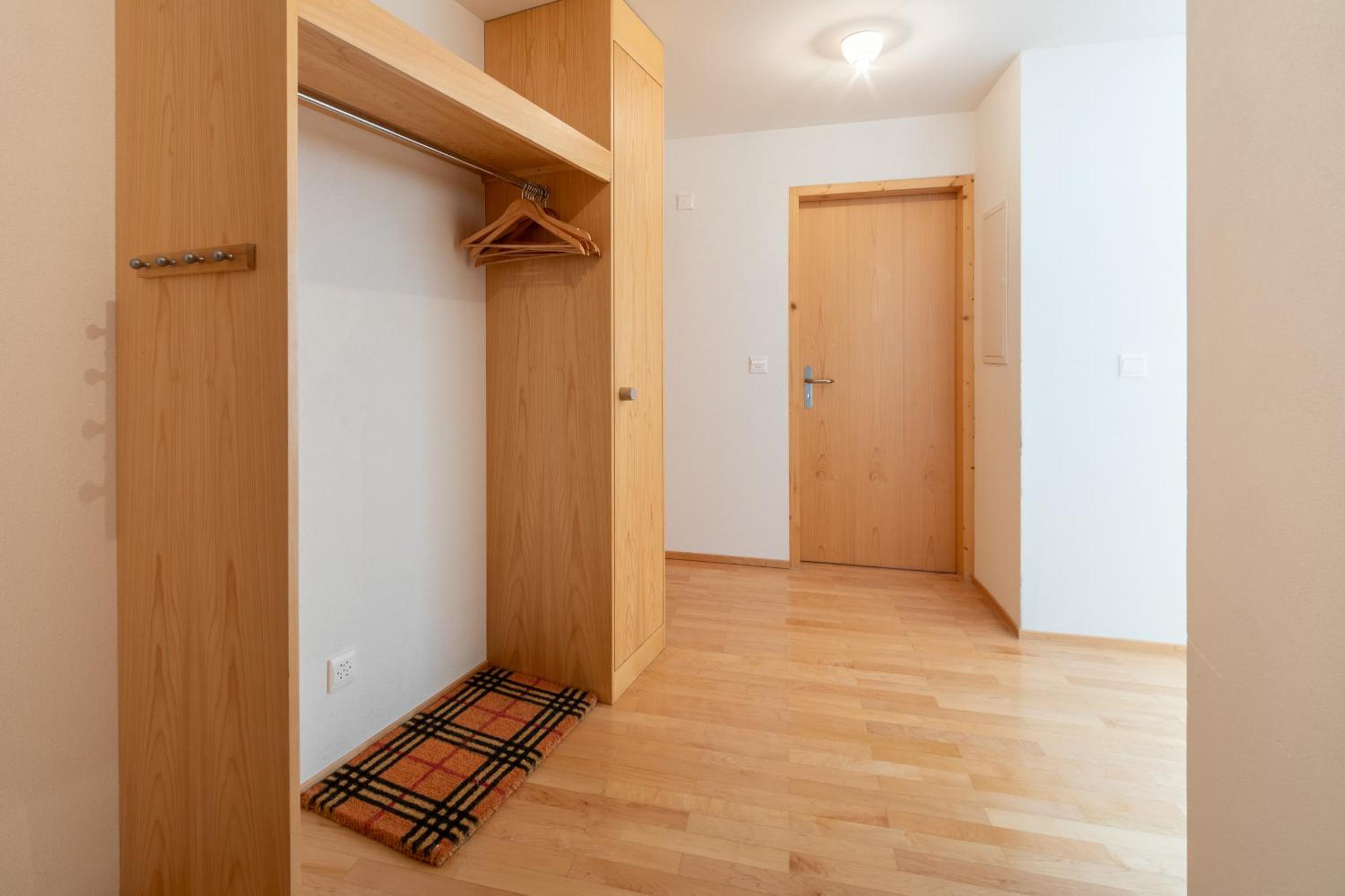 One-Bedroom Apartment photo 3