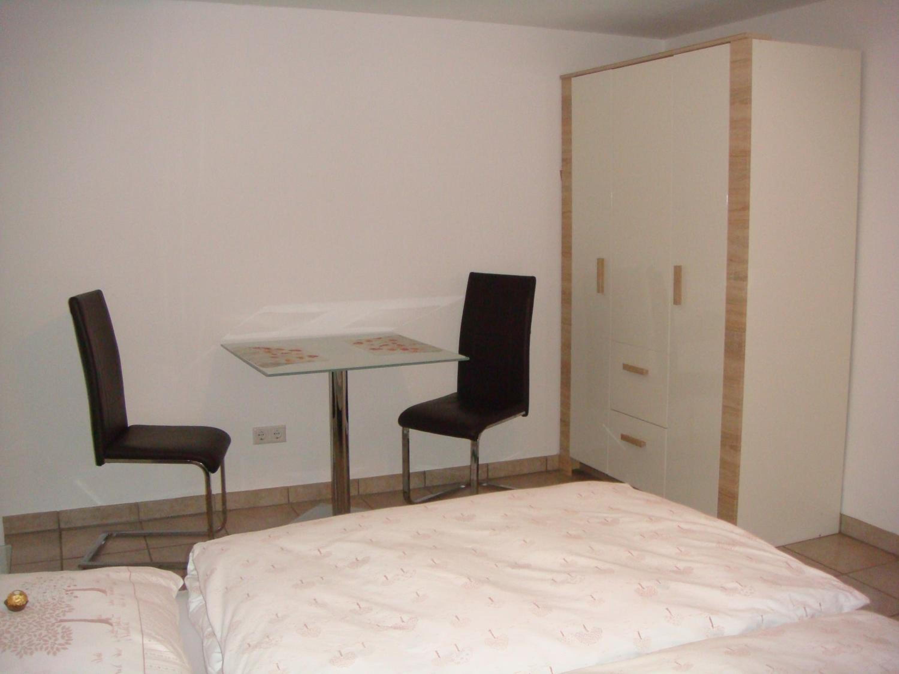 Apartment photo 2