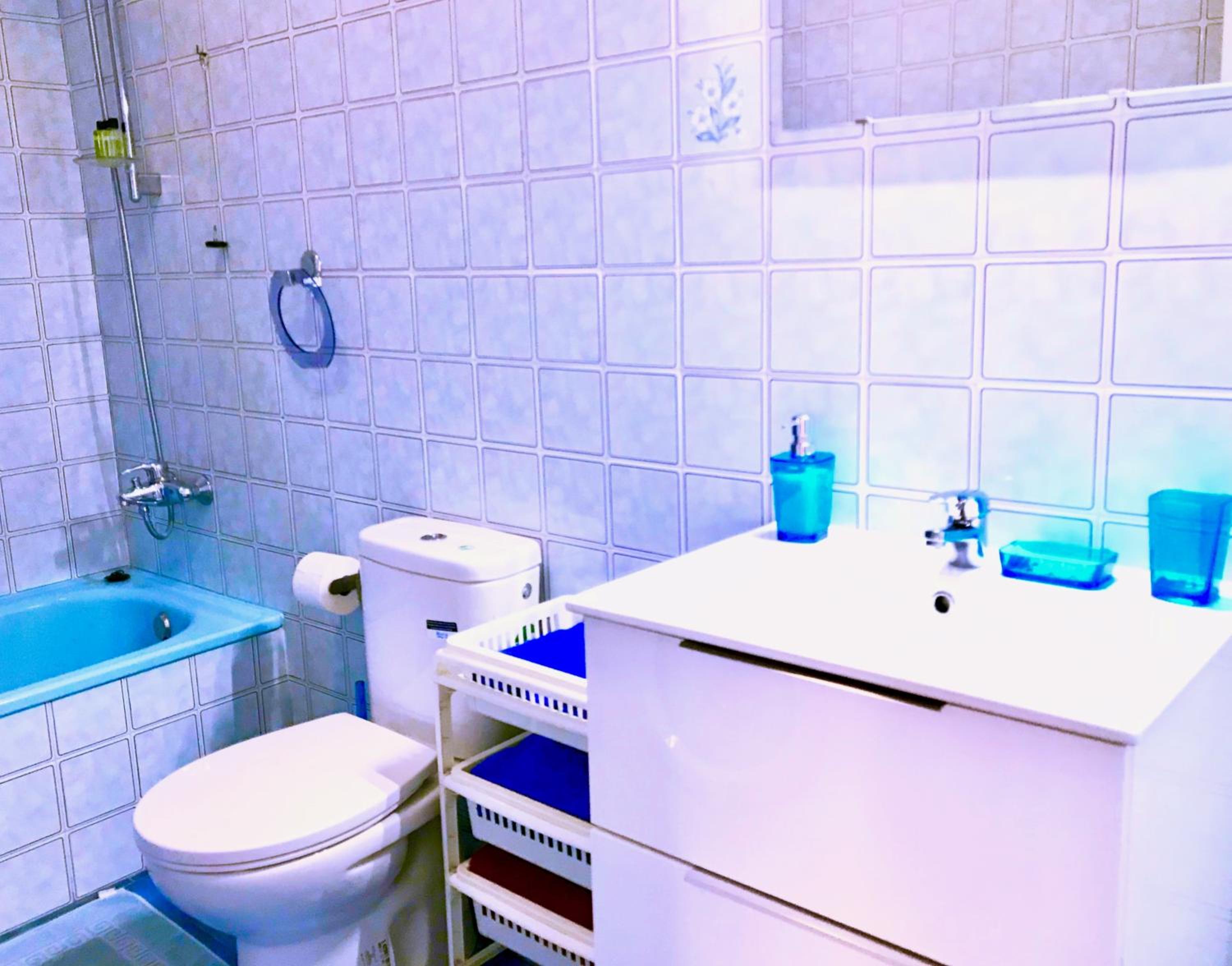 One-Bedroom Apartment - Photo 26