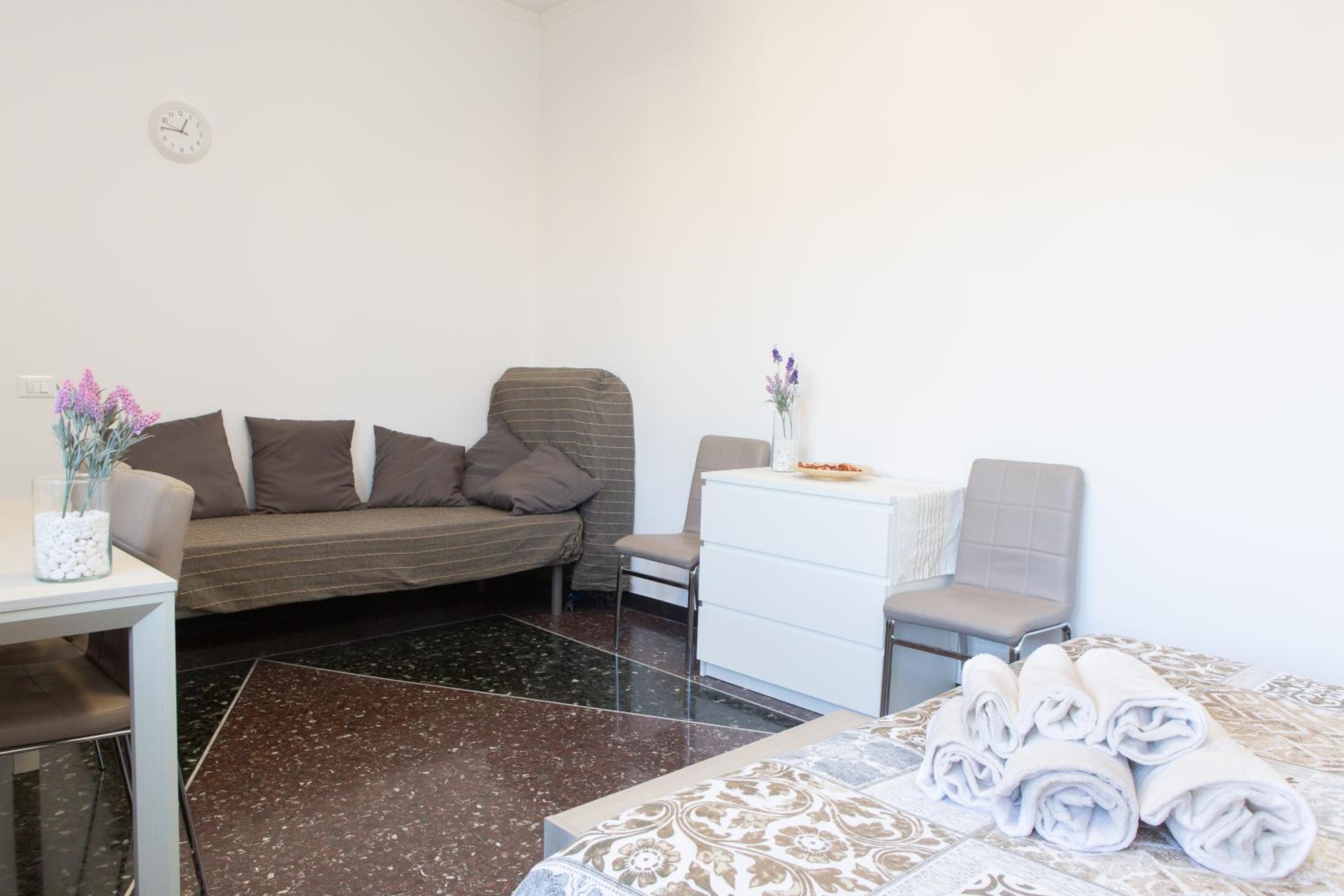 Family Studio - Photo 8