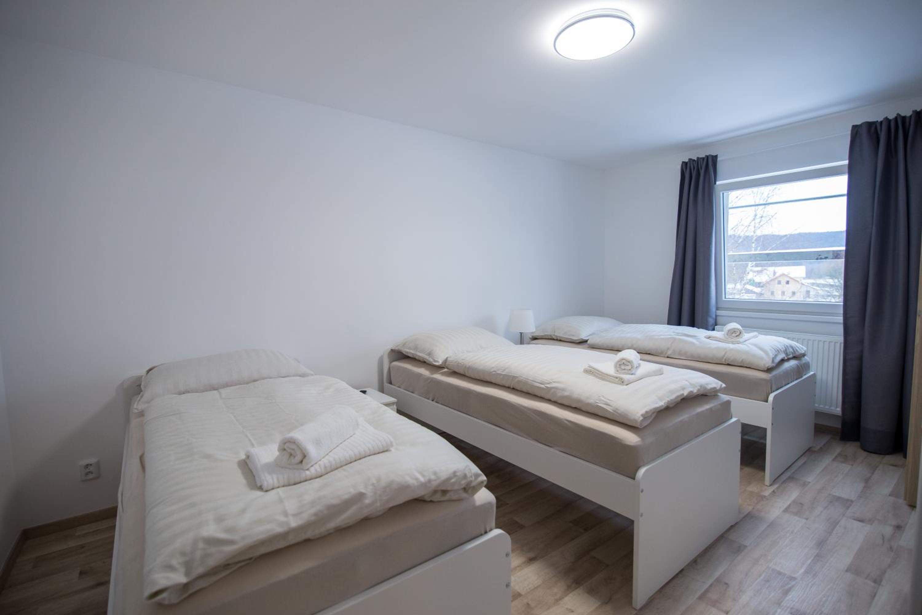 One-Bedroom Apartment - Photo 12