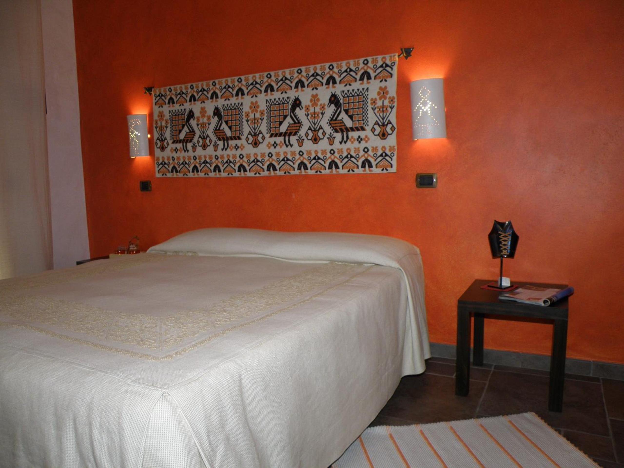 Deluxe Double Room with Extra Bed photo 1