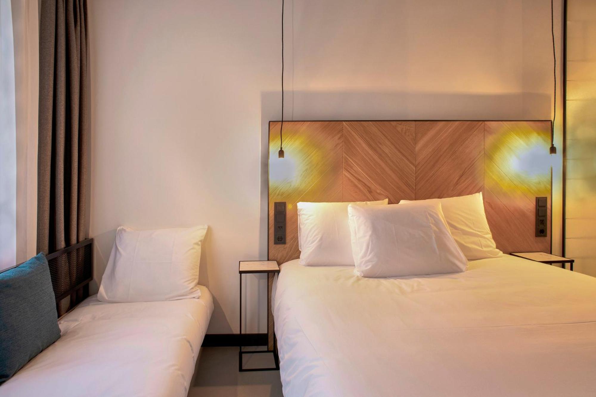 Standard Double Room - Photo 9