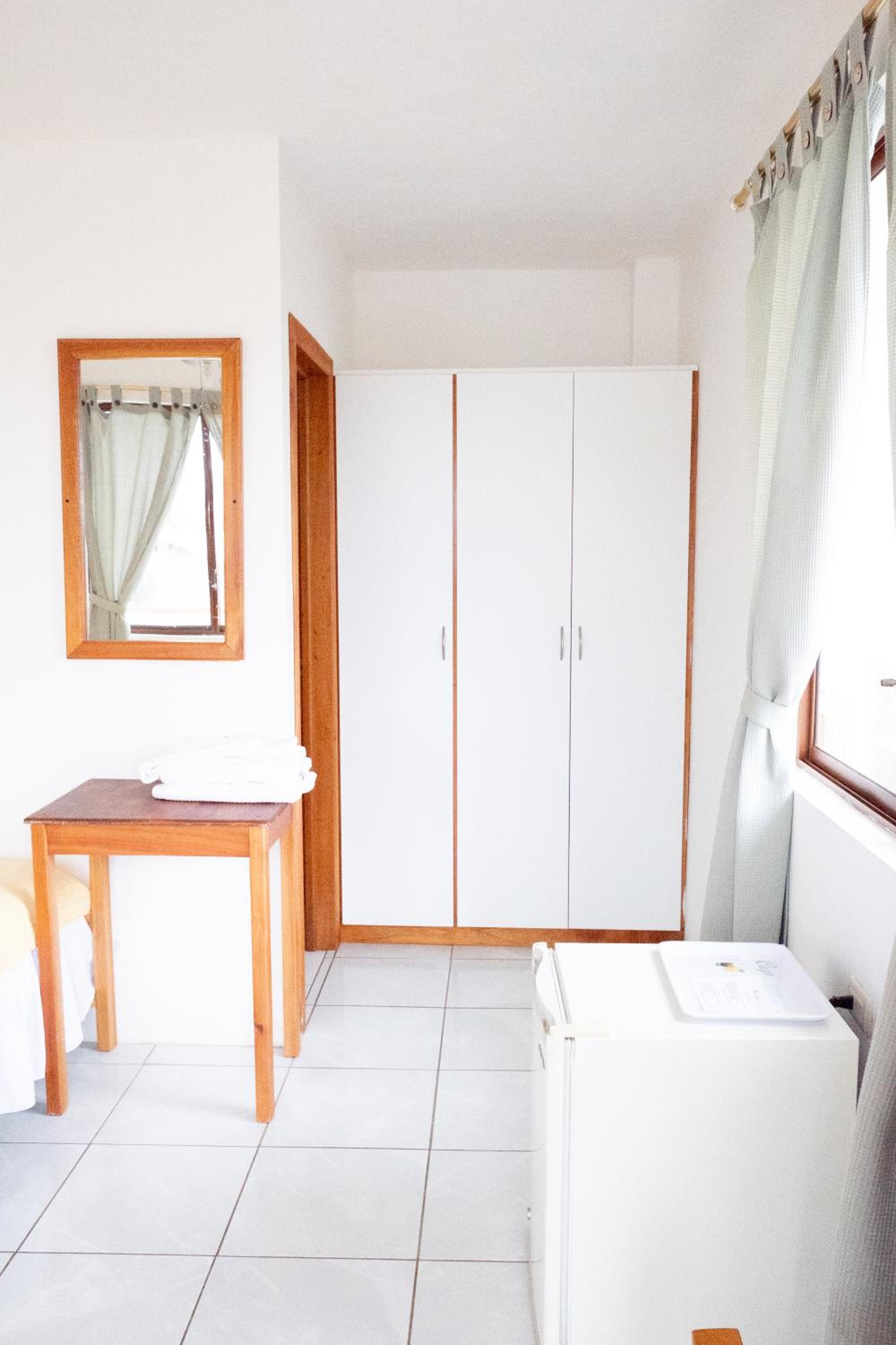 Twin Room with Private Bathroom photo 1