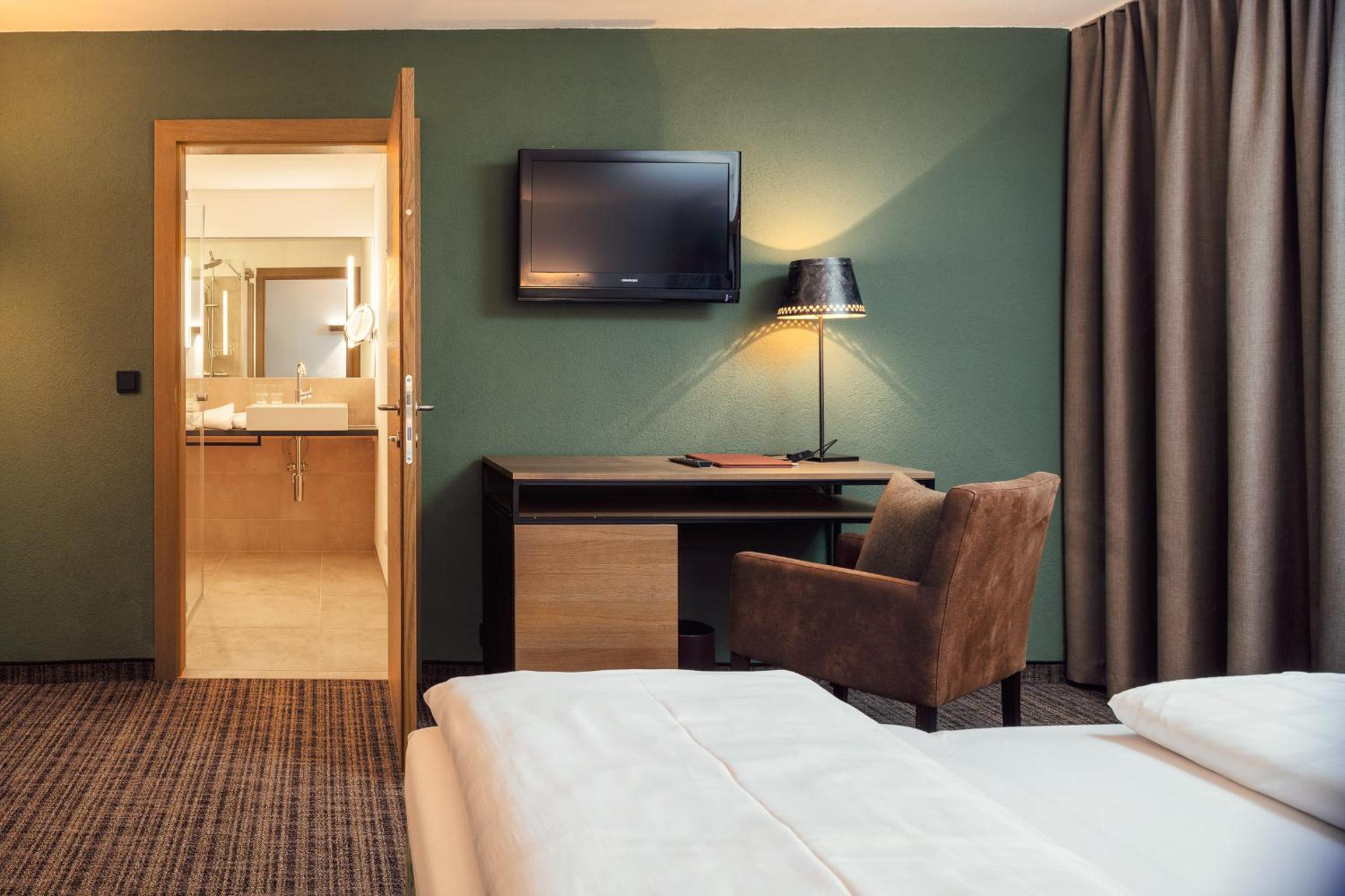 Superior Double Room with mountain view - Photo 7