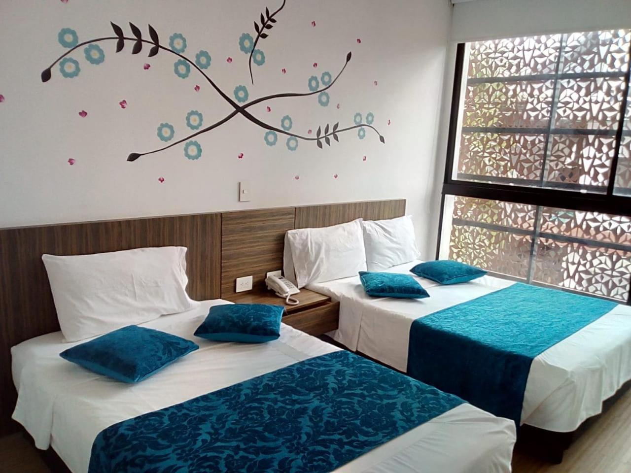 Deluxe Triple Room photo 2