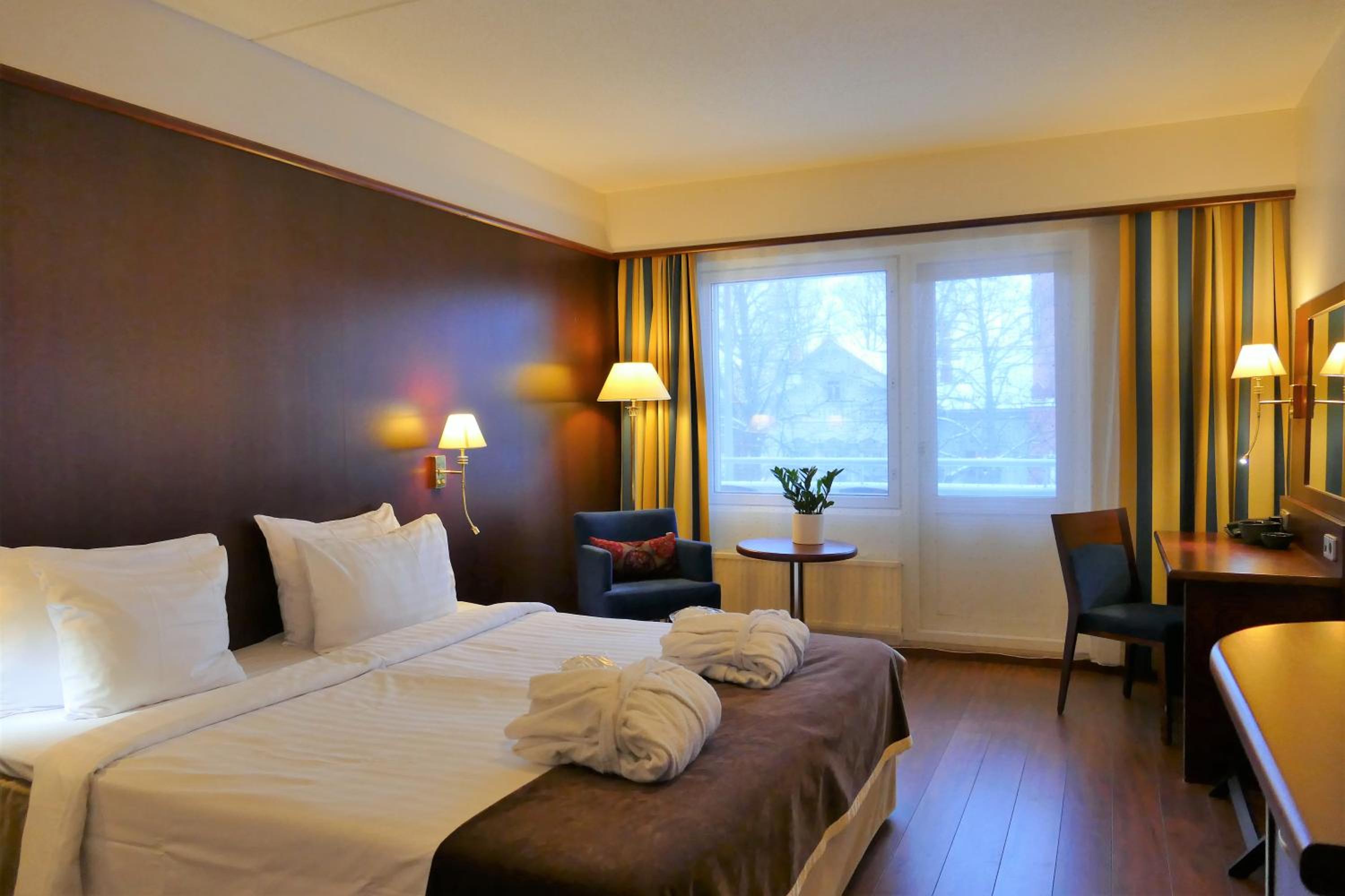  Superior King Room photo 1
