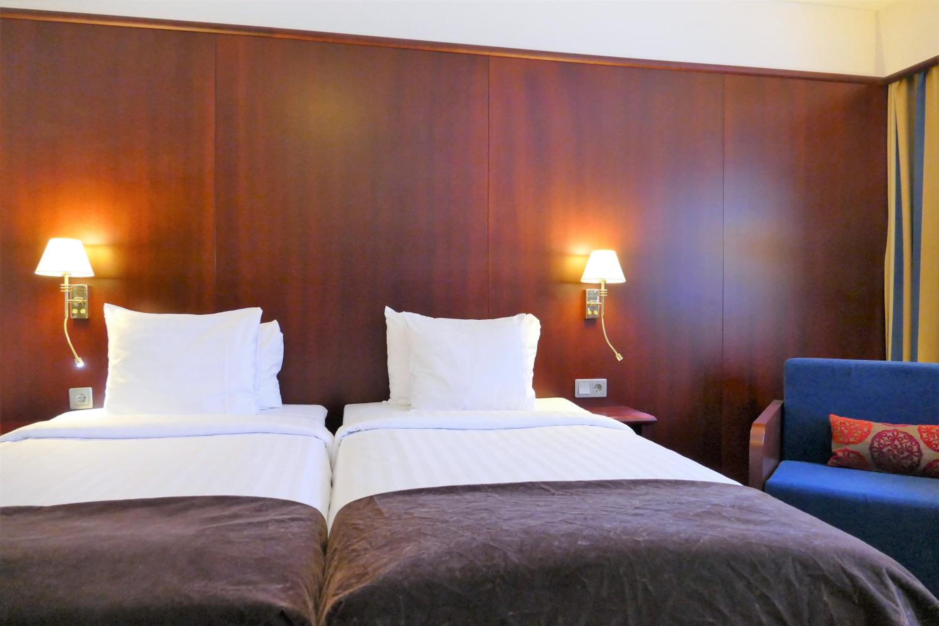 Standard Twin Room photo 3