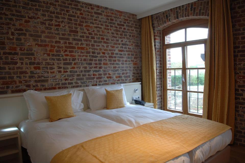 Standard Double Room - Photo 3