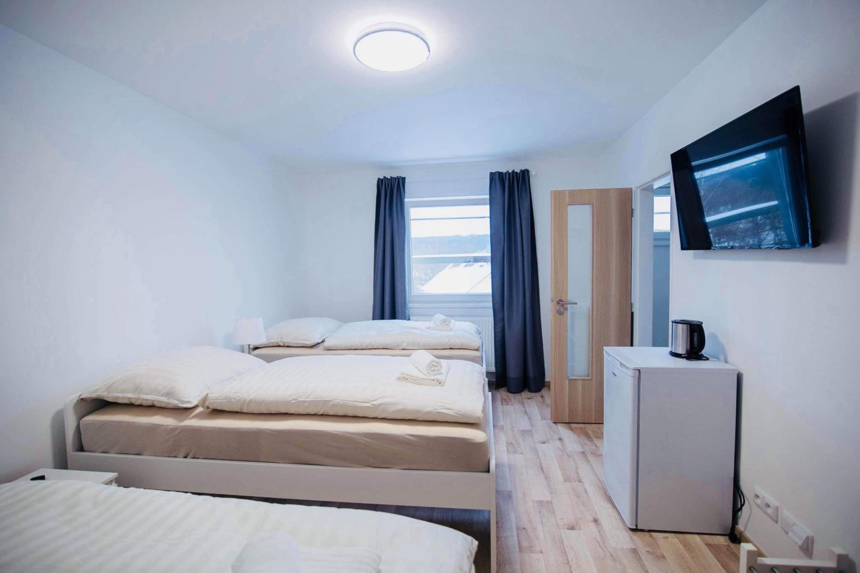 One-Bedroom Apartment - Photo 1