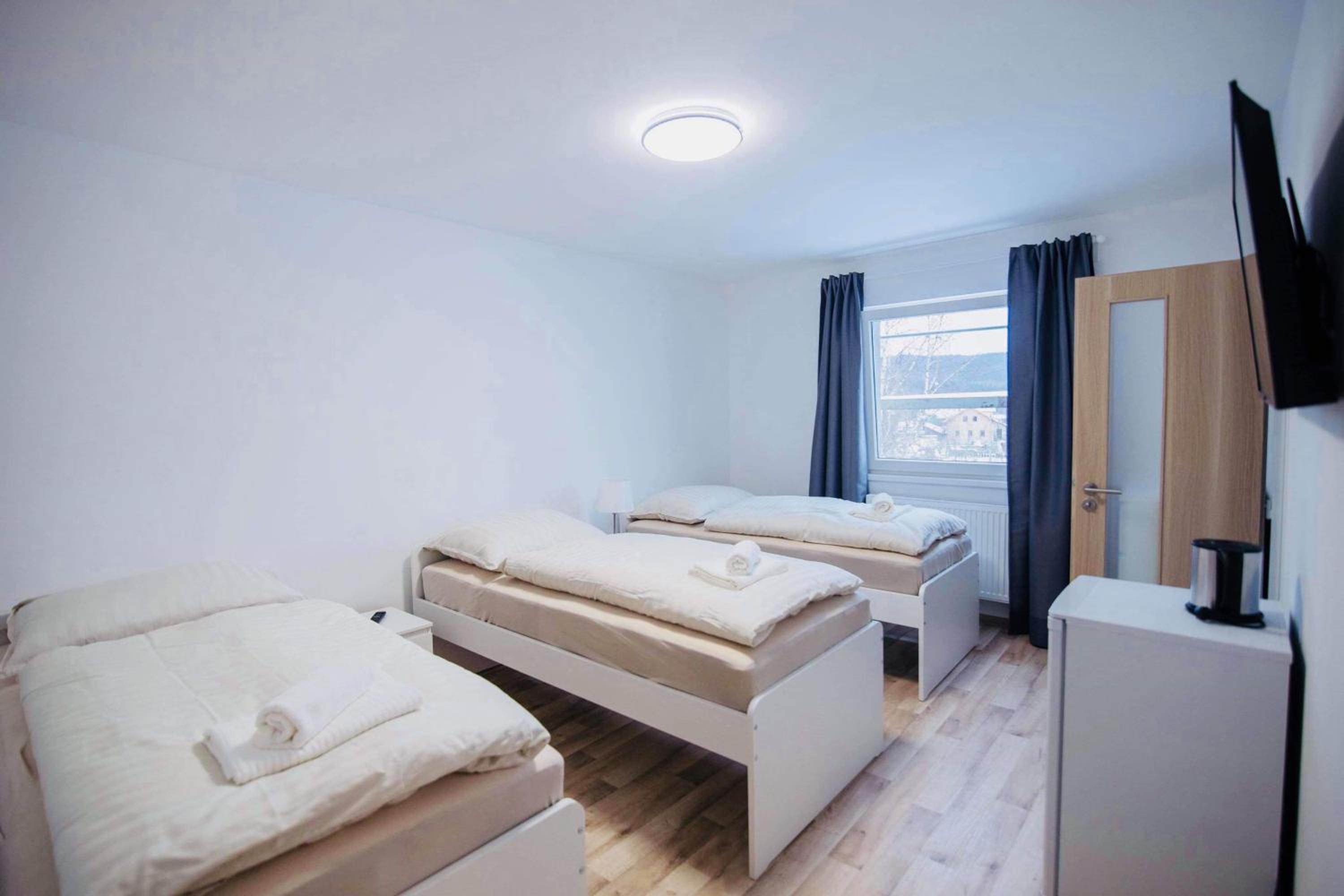 One-Bedroom Apartment - Photo 12