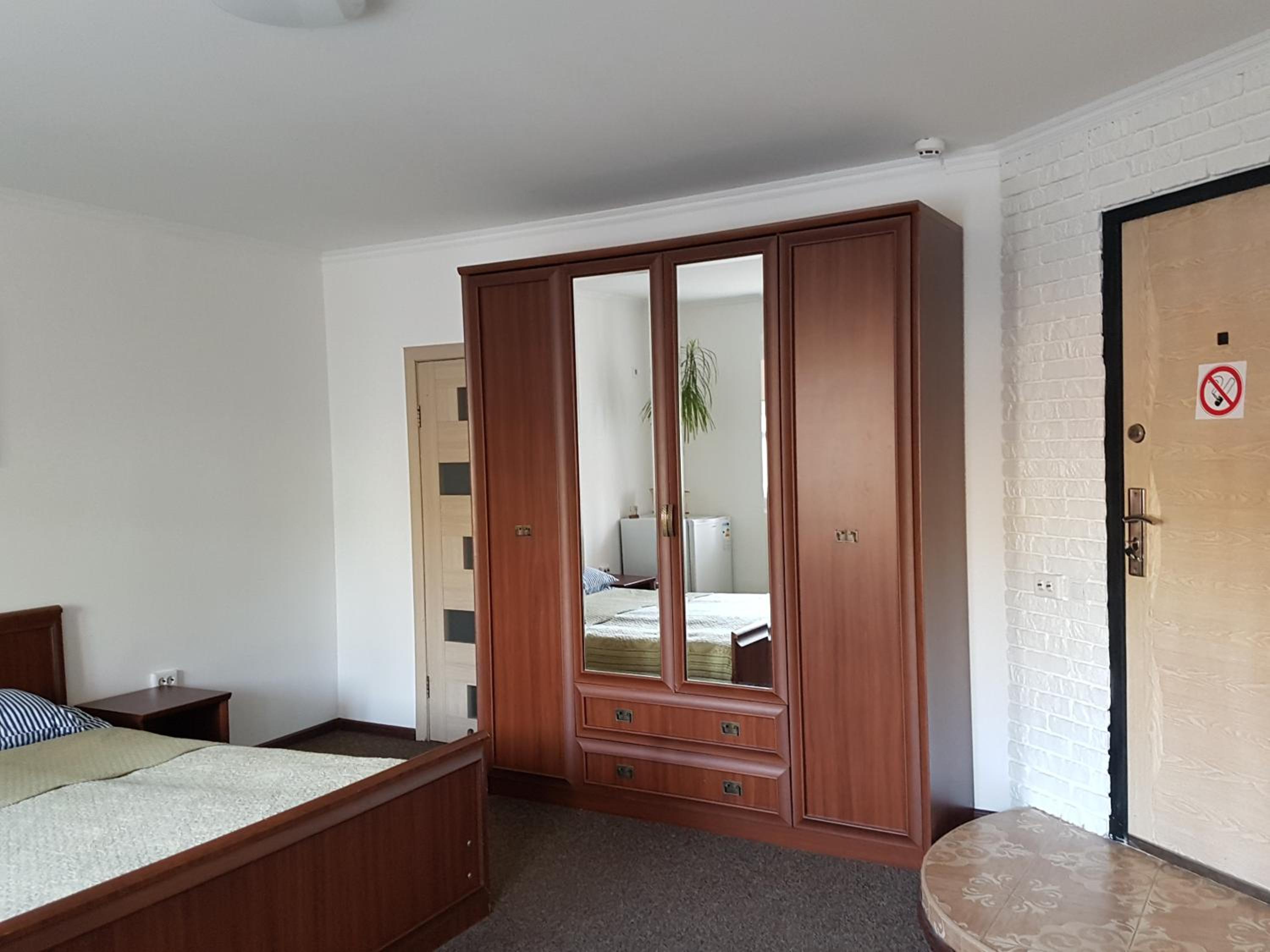 Large Double Room photo 3