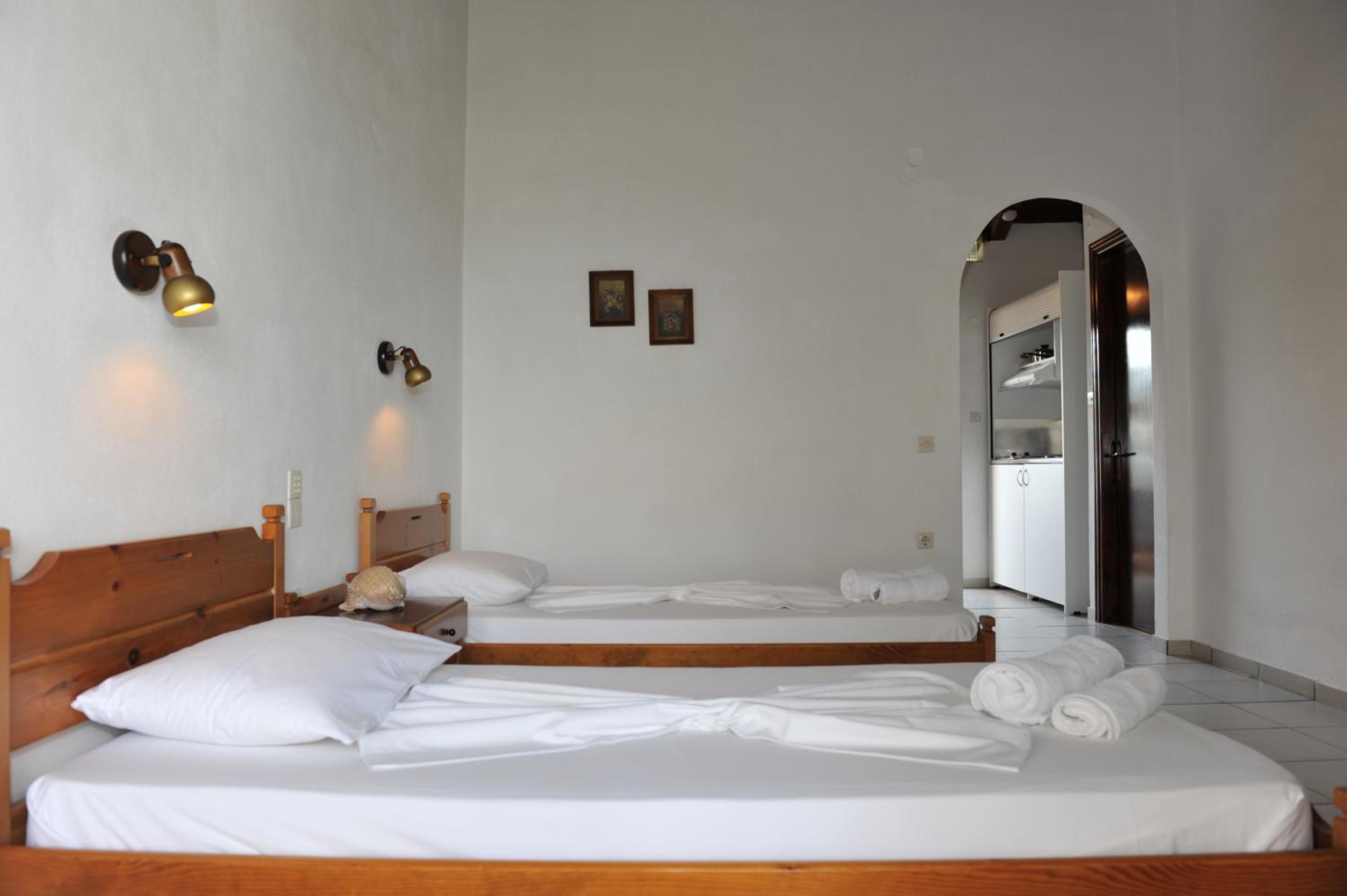 Studio with Sea View (2 Adults)