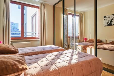 Three-Bedroom Apartment - Photo 25
