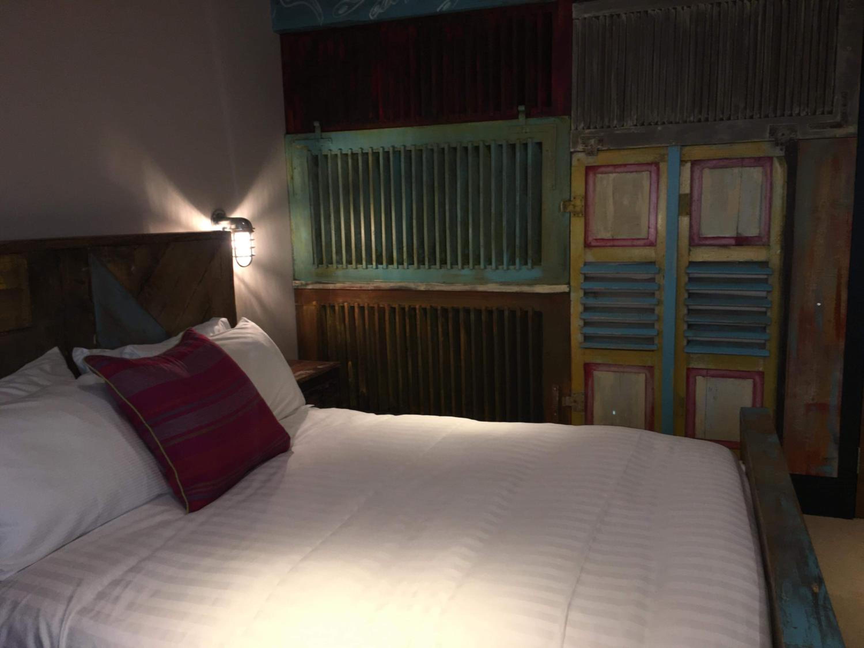 Deluxe Family Suite photo 3