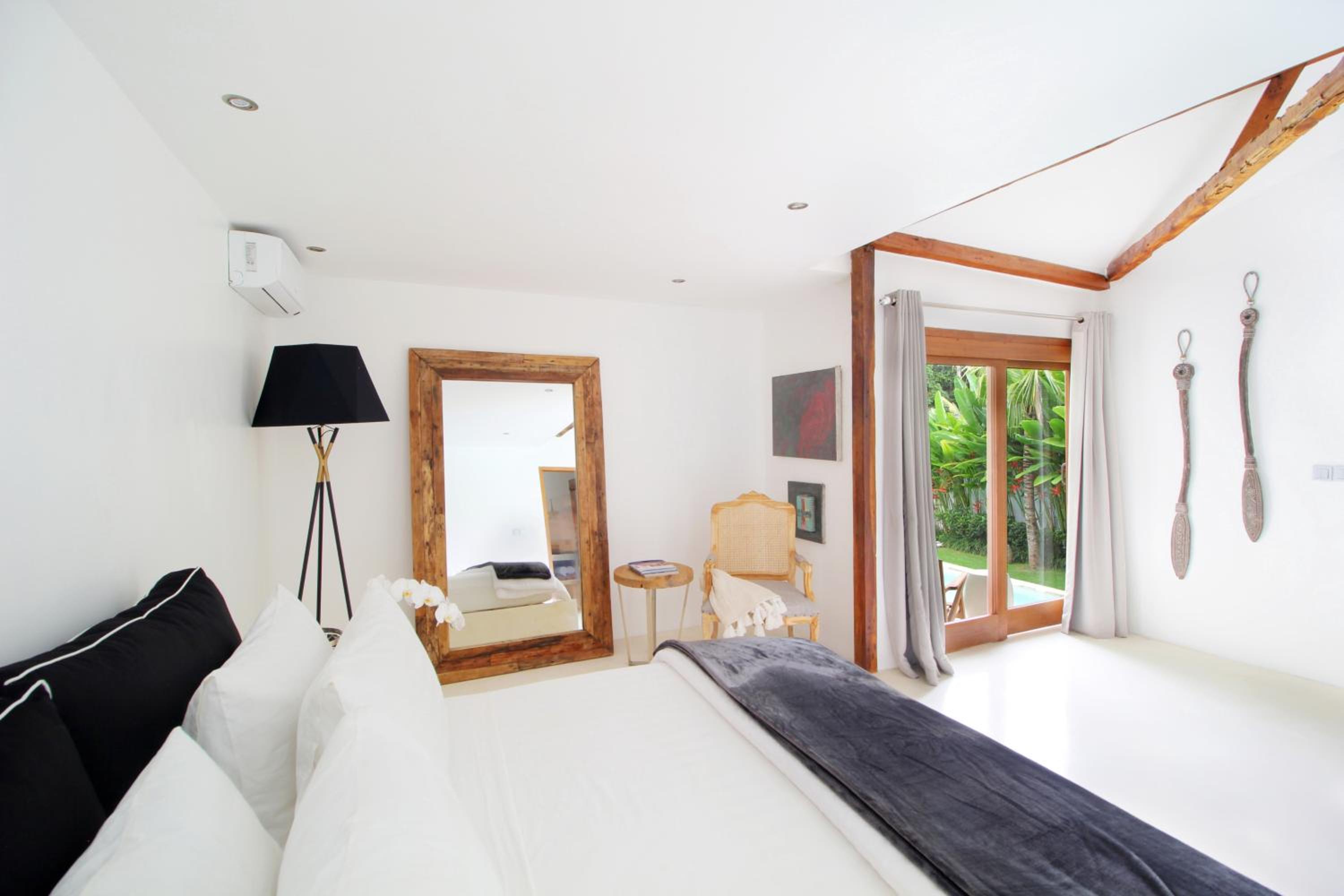 Two-Bedroom Villa with Private Pool - Photo 13