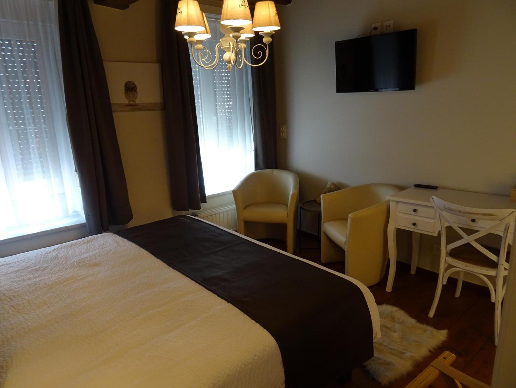 Small Double Room - Photo 4