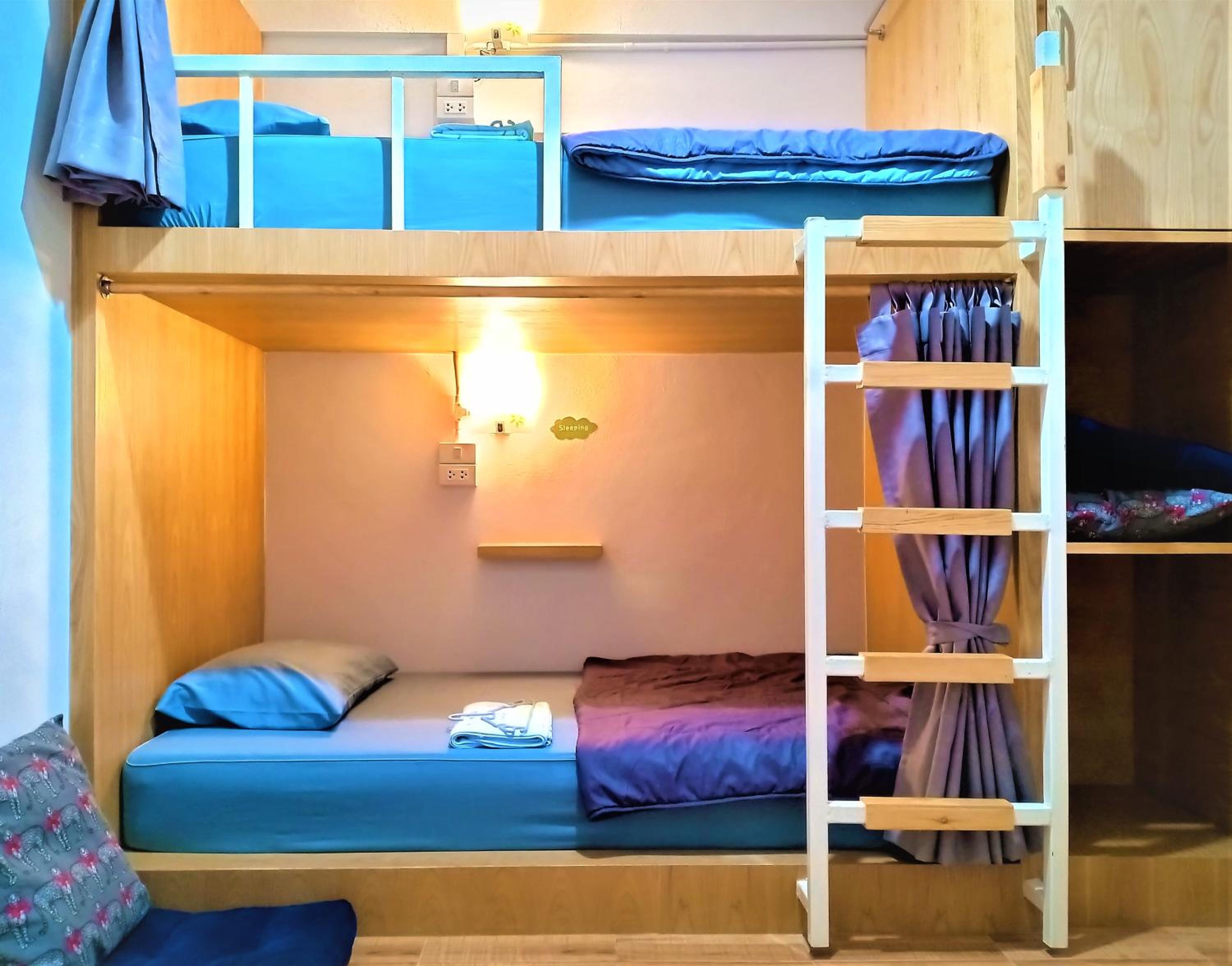 Standard Studio Room (Internal Window) - Photo 1