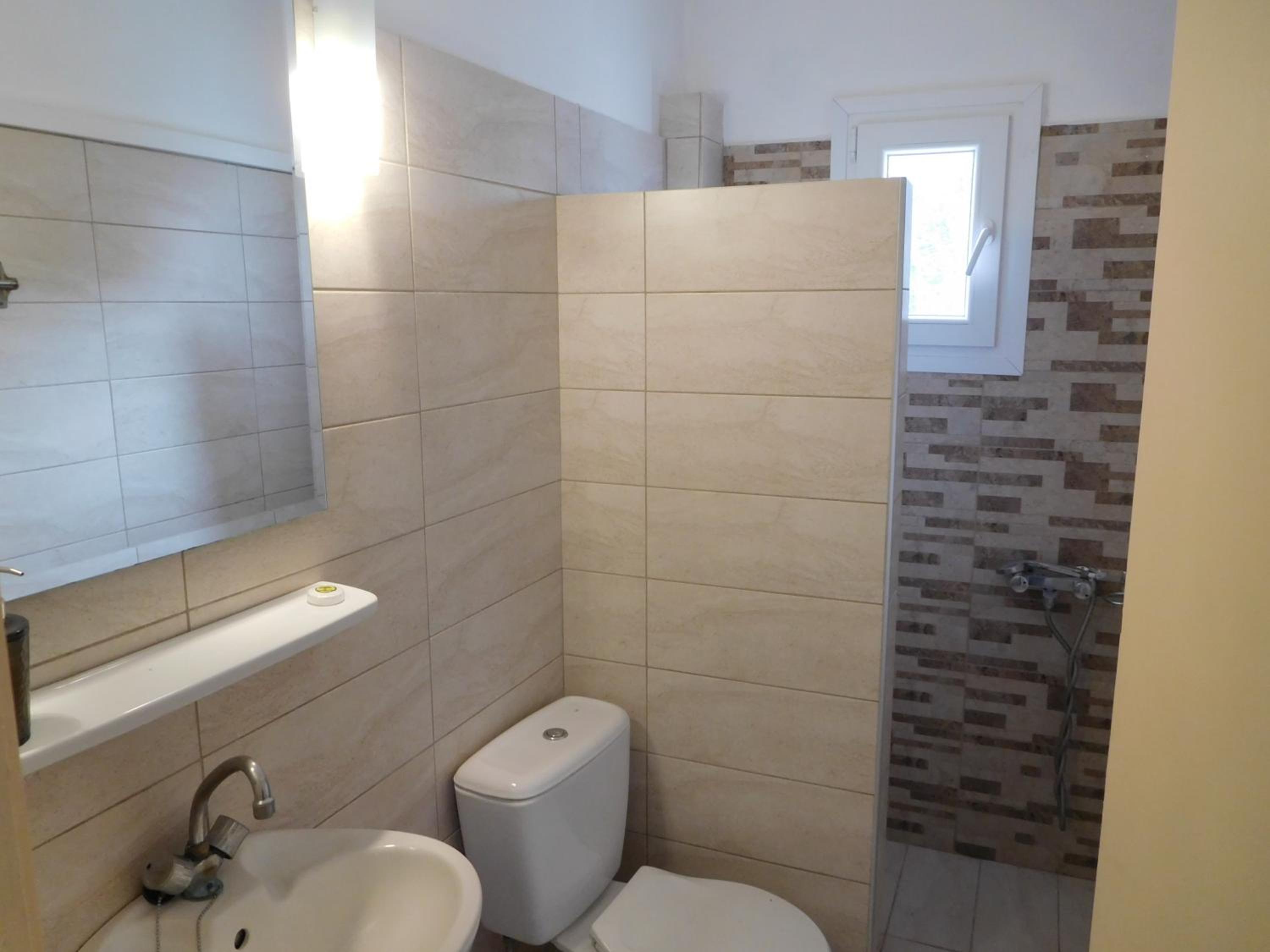 Standard Double or Twin Room with Sea View - Photo 36