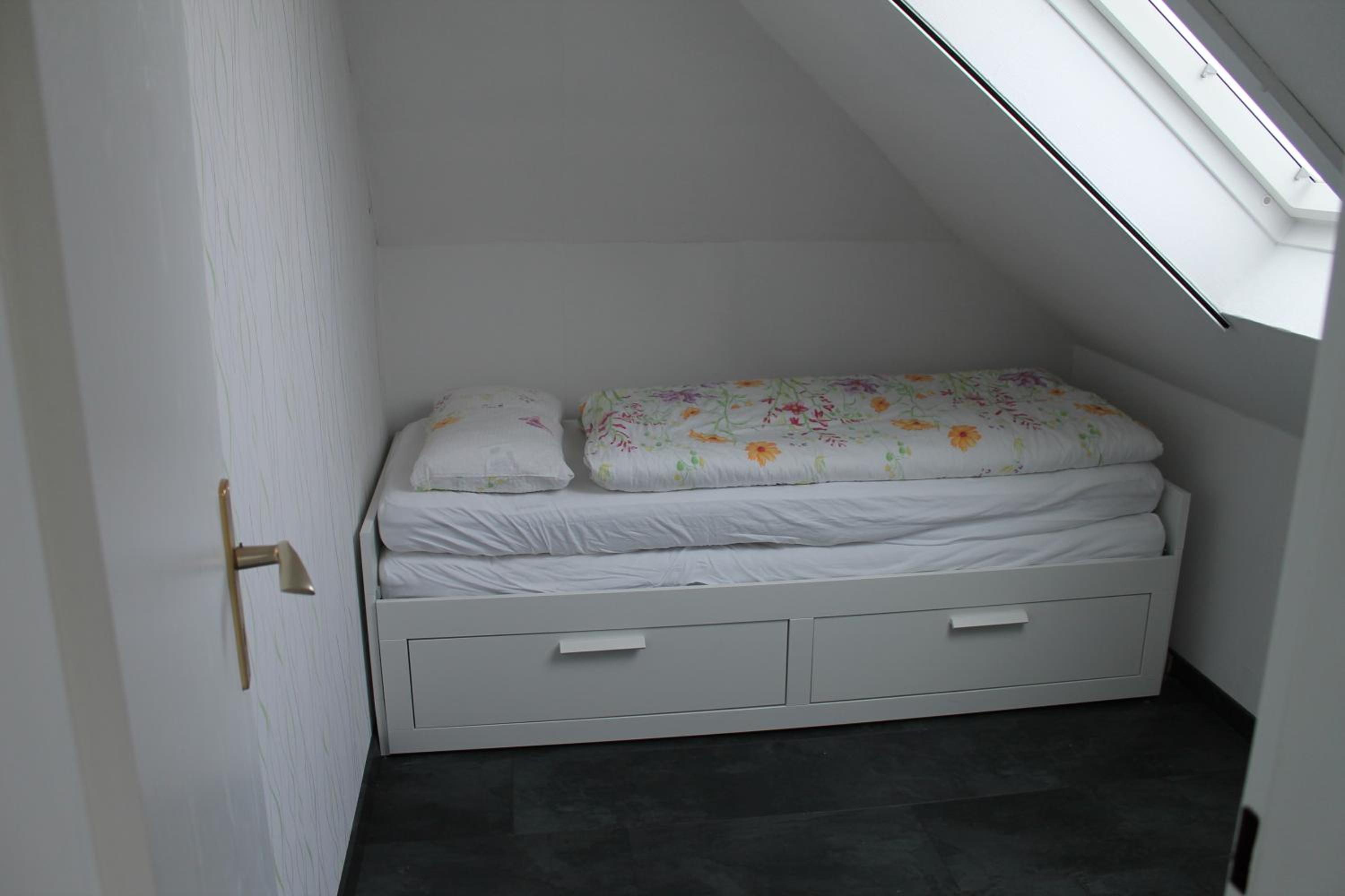 Apartment photo 2