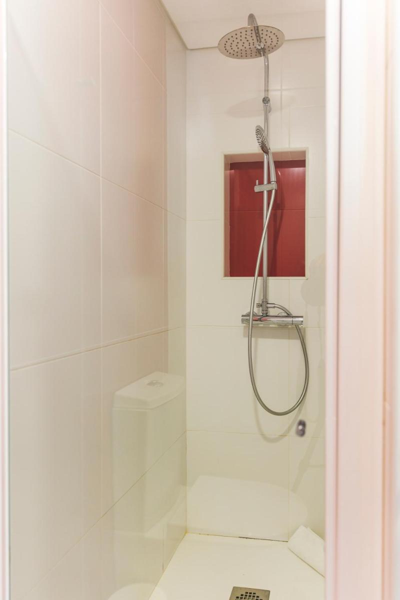 Apartment - Photo 16