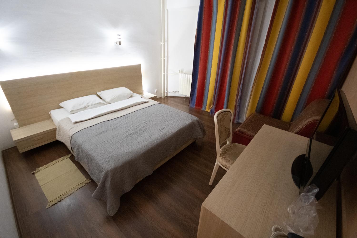 Standard Double or Twin Room photo 1