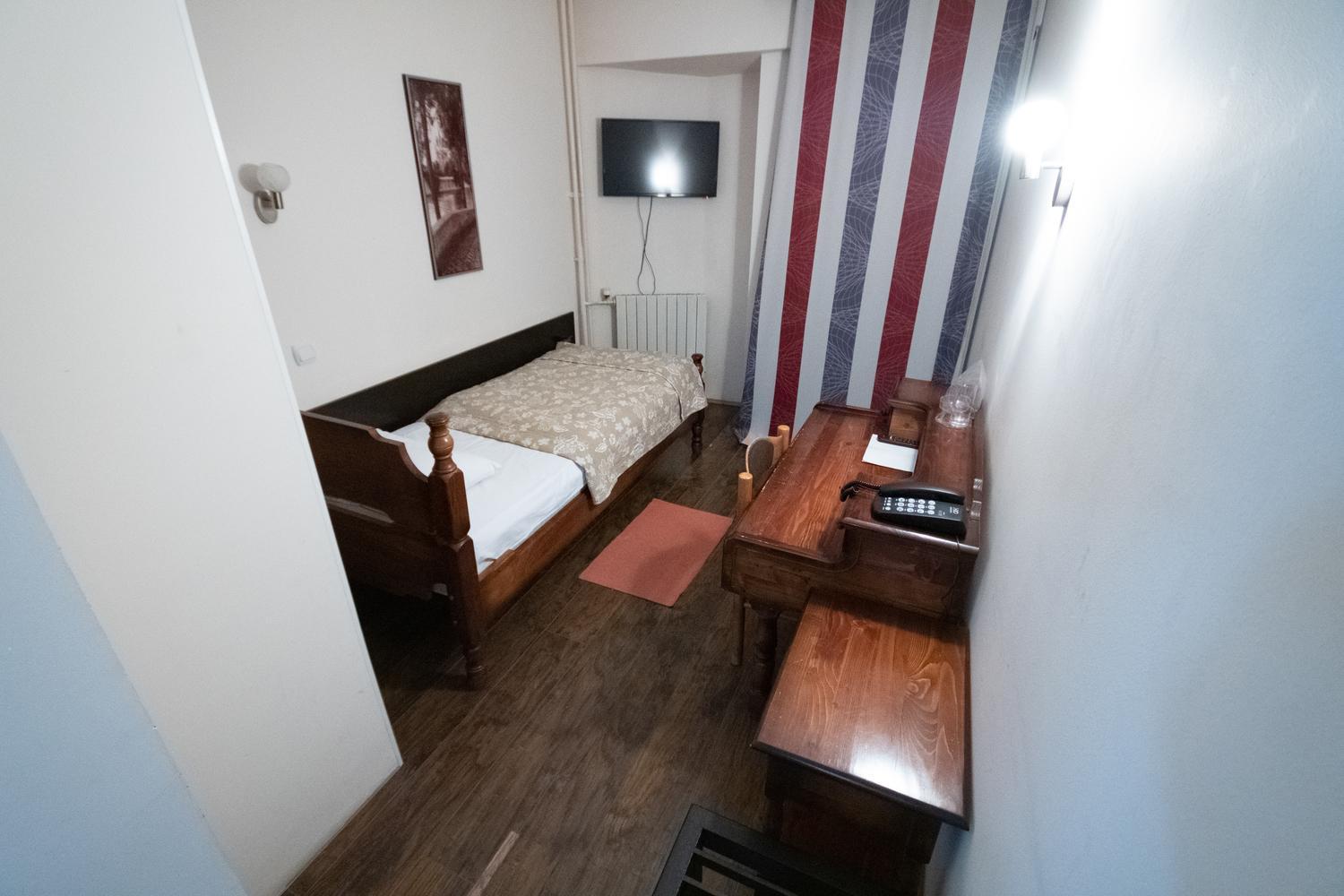 Single Room photo 2