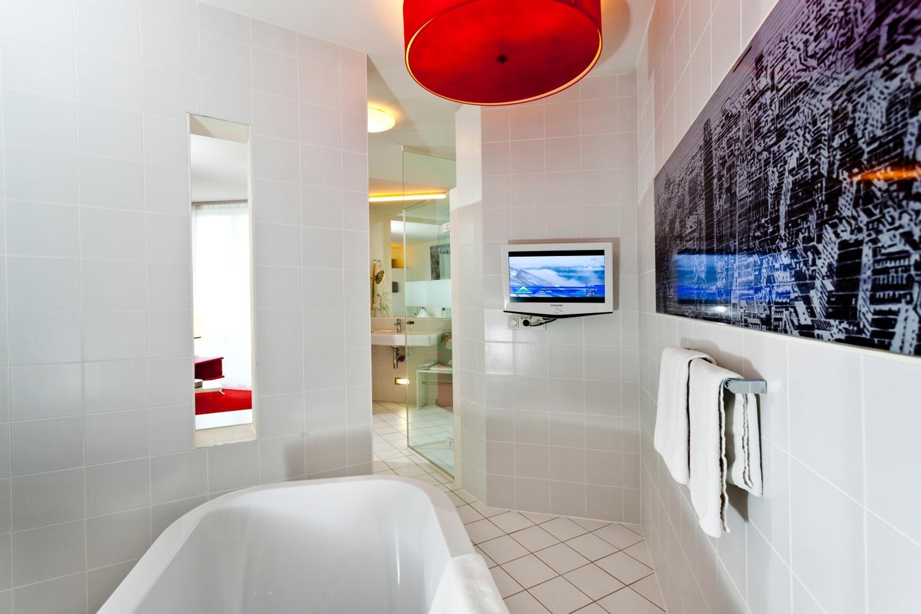 Double Room - Photo 11