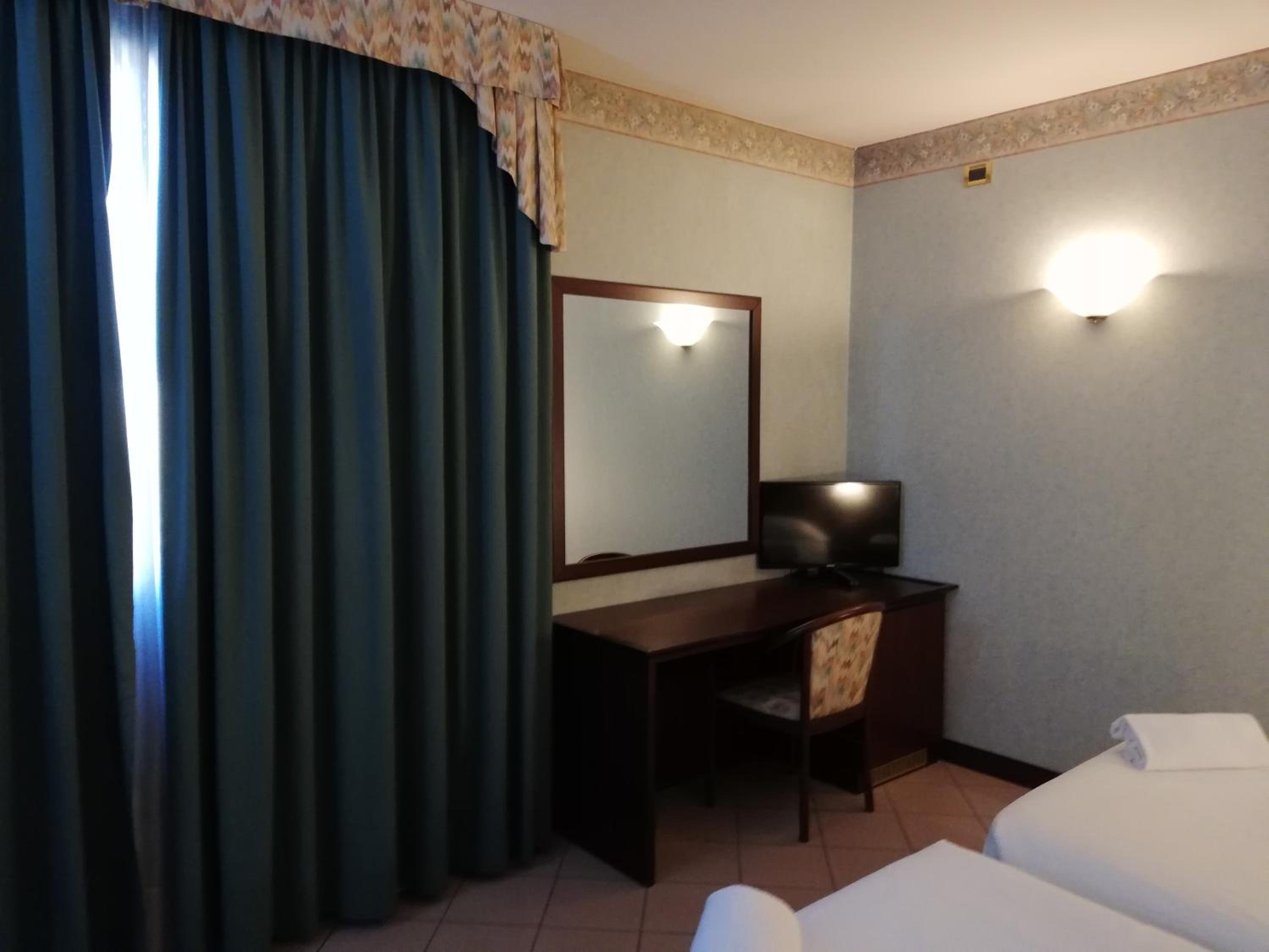 Twin Room photo 2