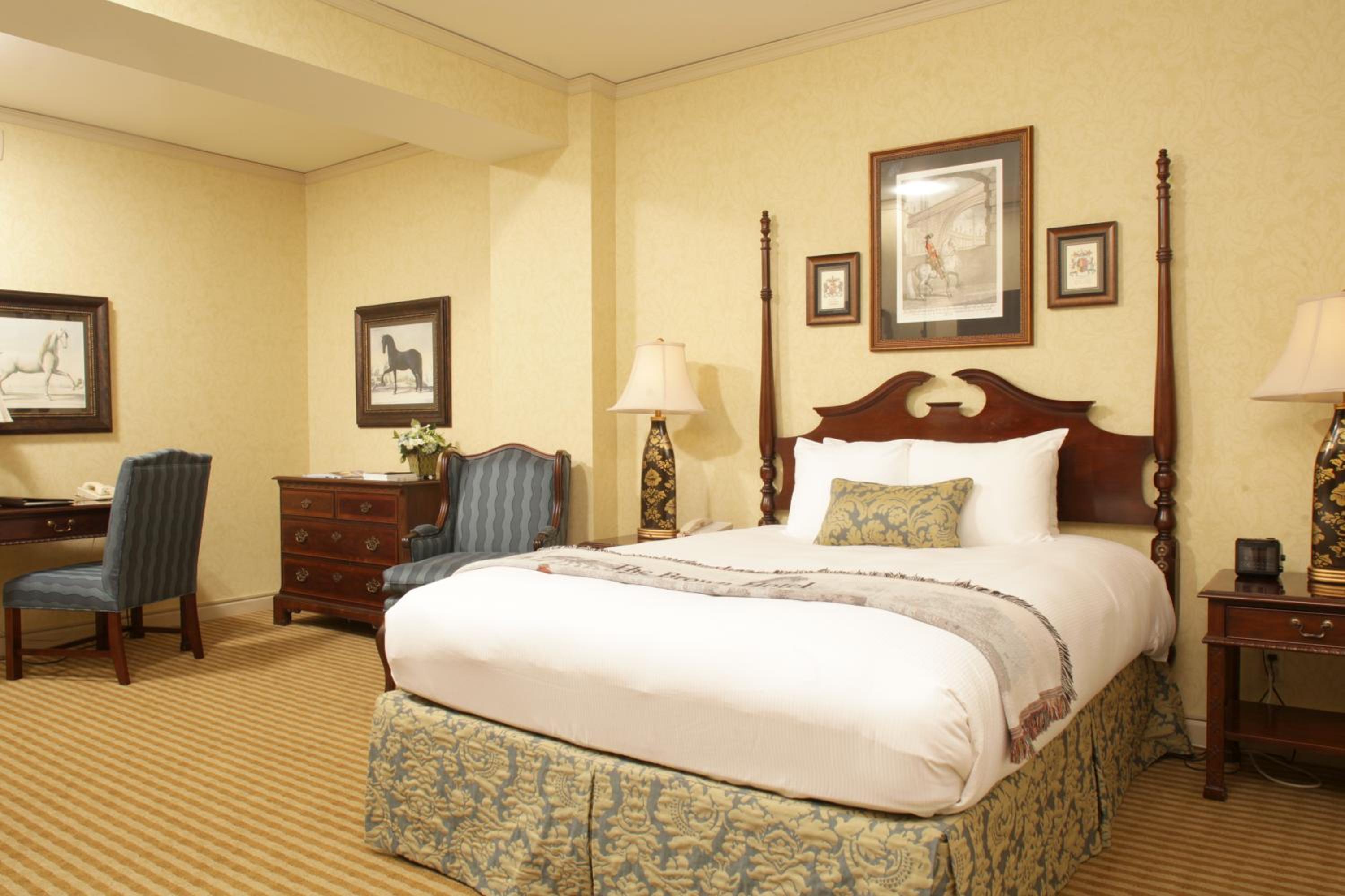 Club Queen Room photo 3