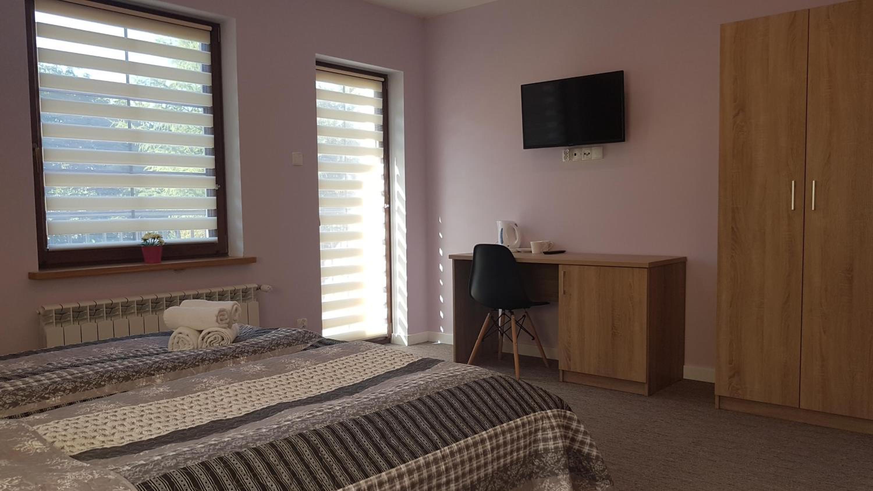 Deluxe Double Room with Balcony photo 3