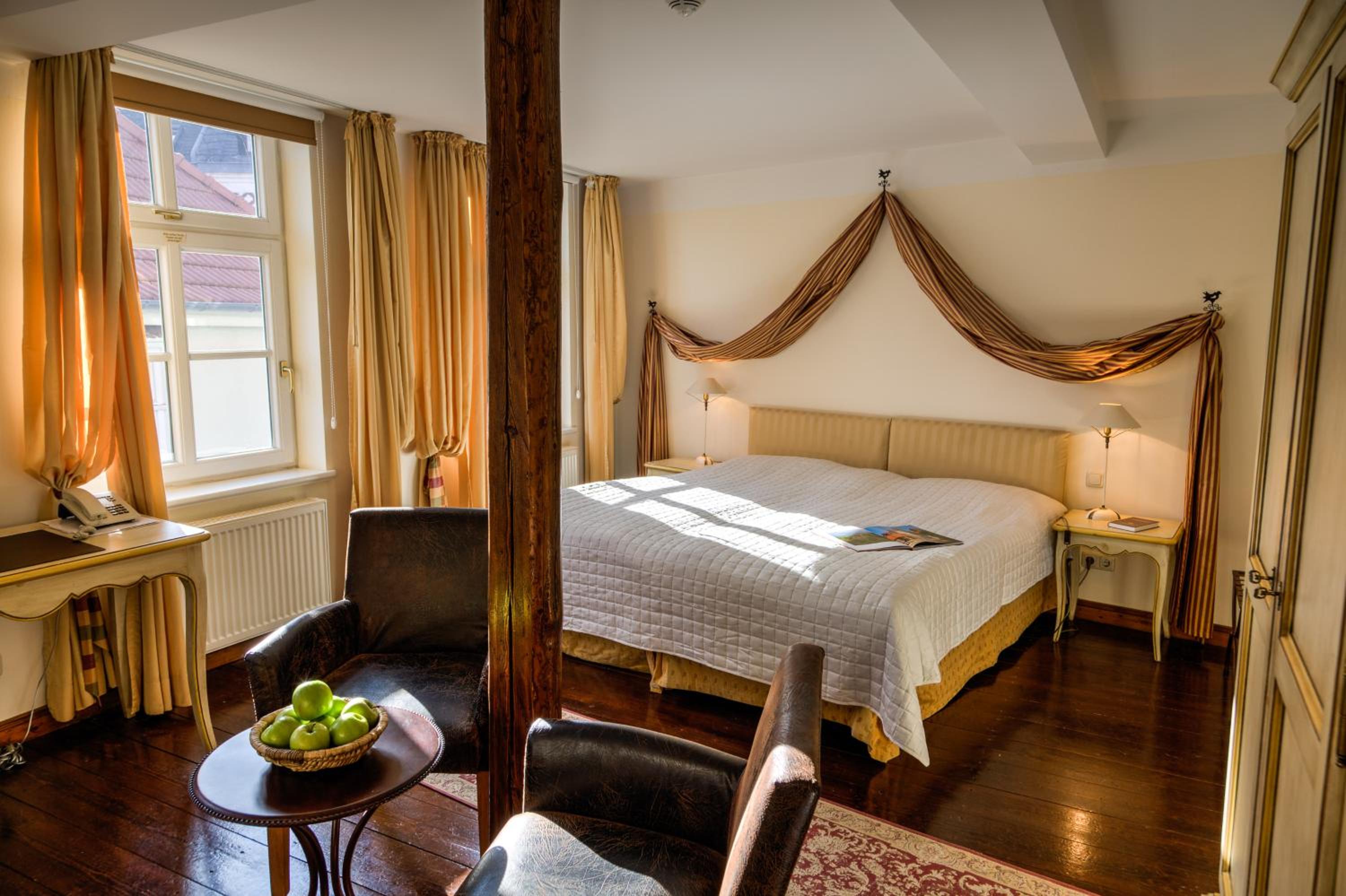 Double Room - Photo 14