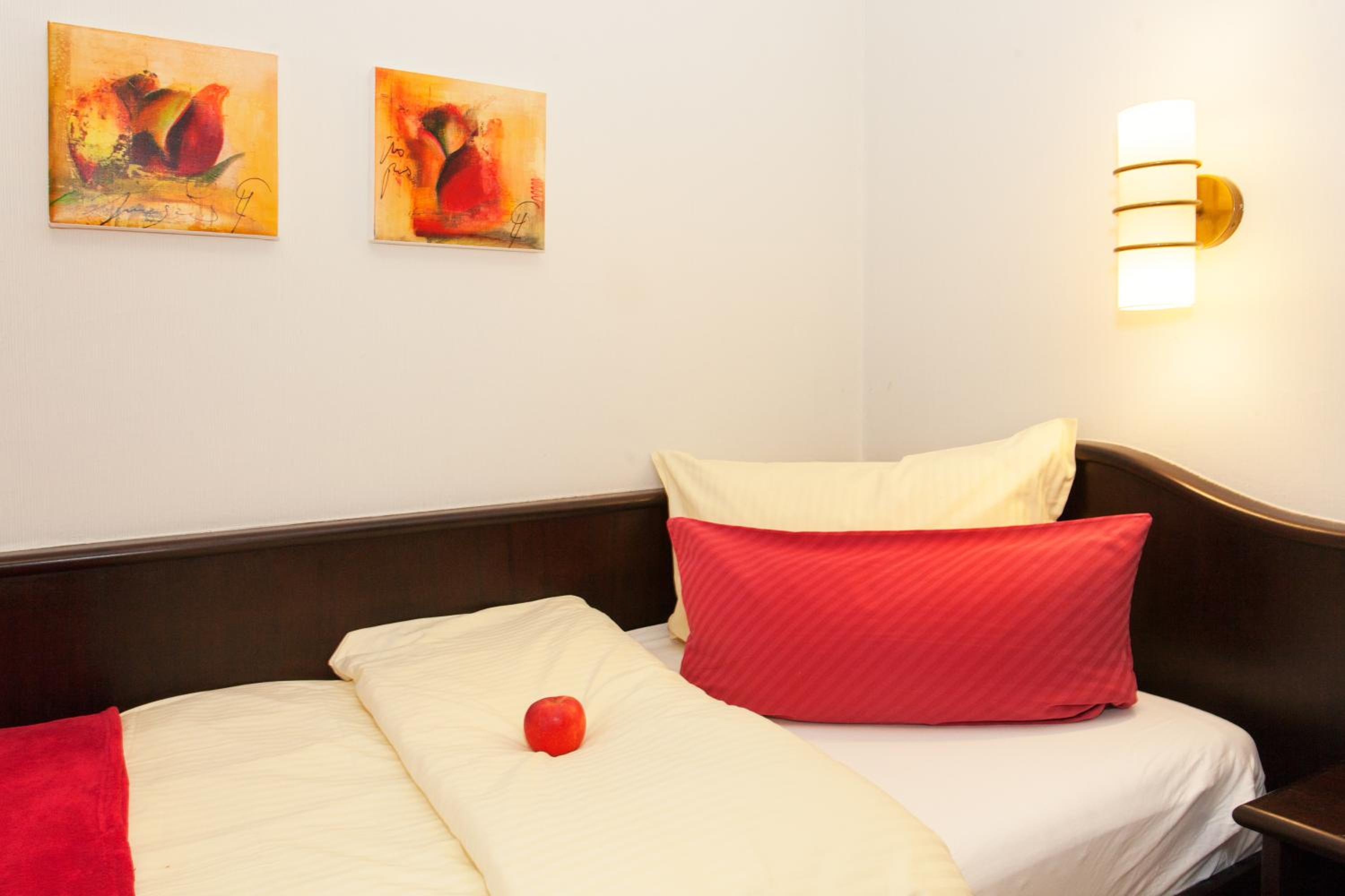 Comfort Single Room
